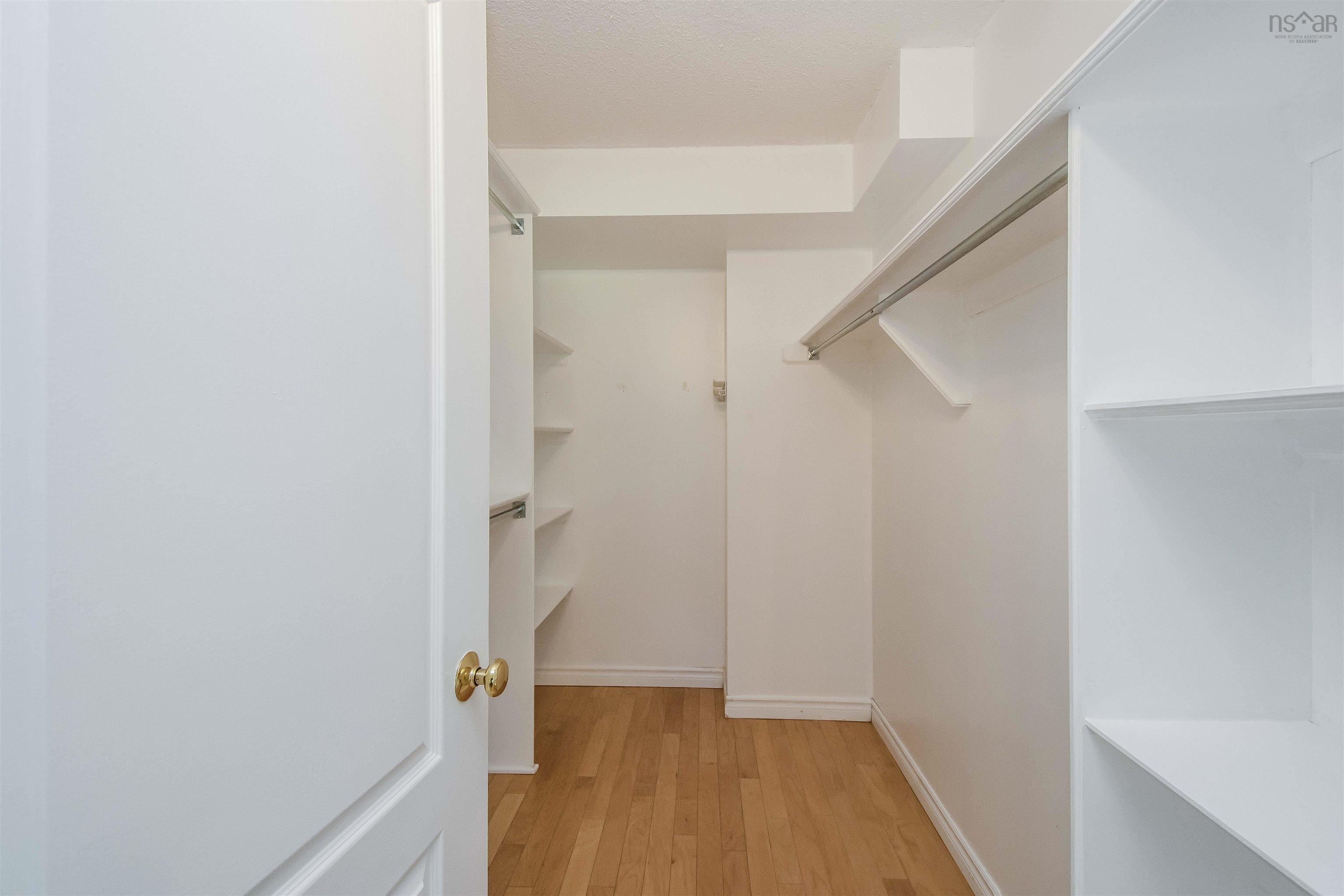 108 40 Regency Park Drive Drive, Halifax, NS (MLS 202525996)