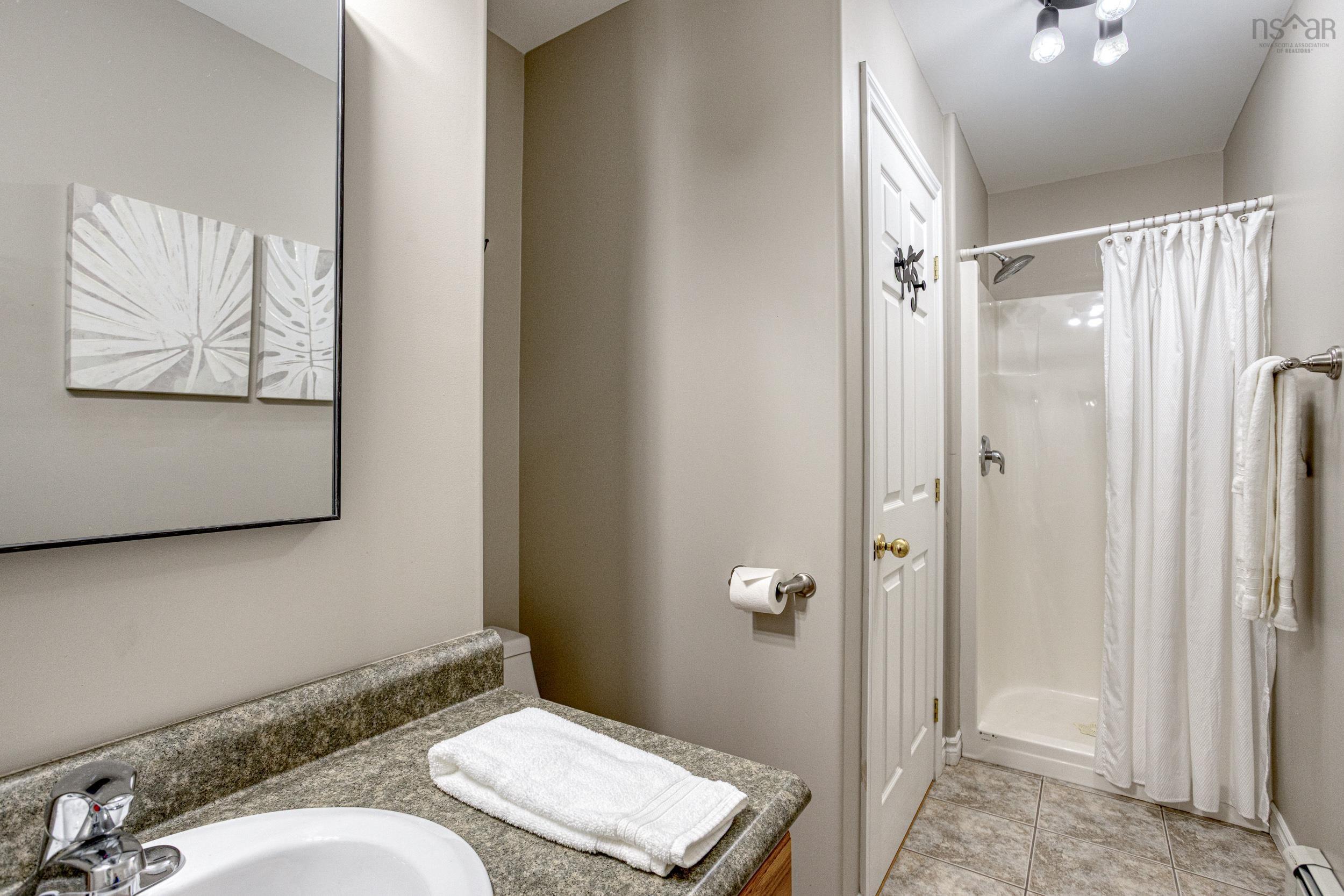 4 B Rockhaven Drive, Halifax, NS (MLS 202526002)