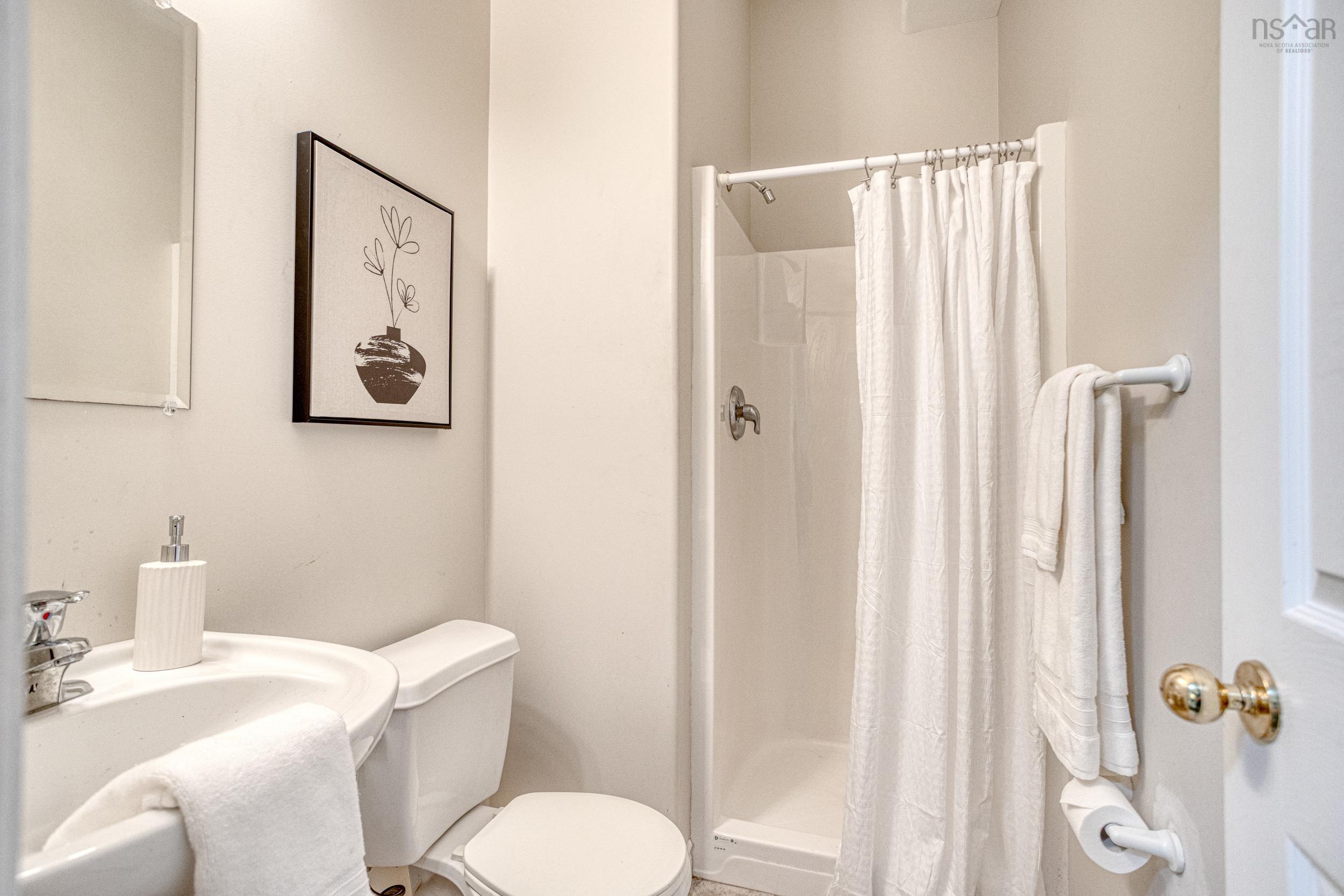 4 B Rockhaven Drive, Halifax, NS (MLS 202526002)