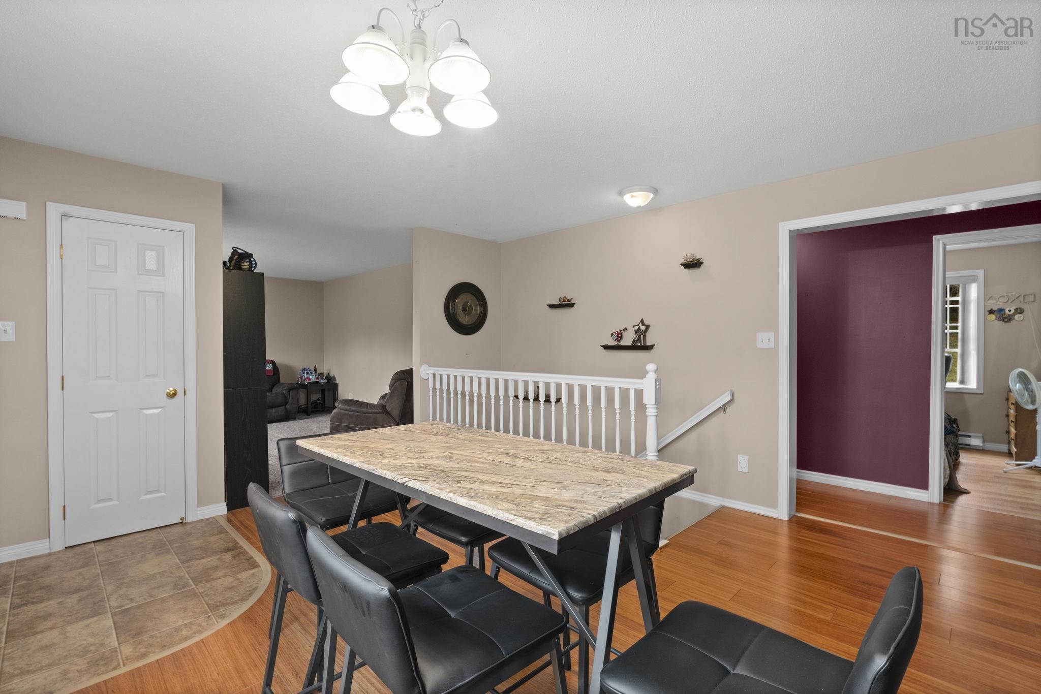 1018 Beaver Bank Road, Beaver Bank, NS (MLS 202526003)