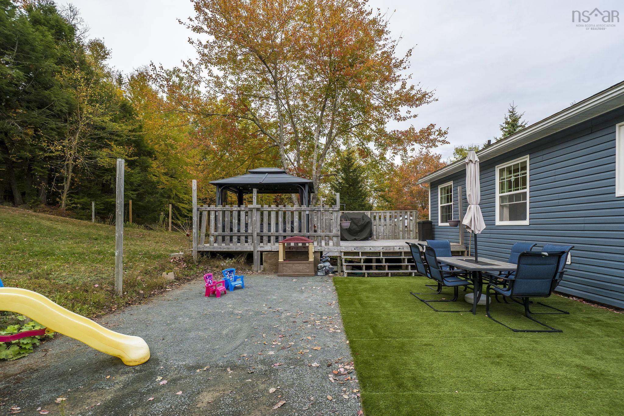 1018 Beaver Bank Road, Beaver Bank, NS (MLS 202526003)