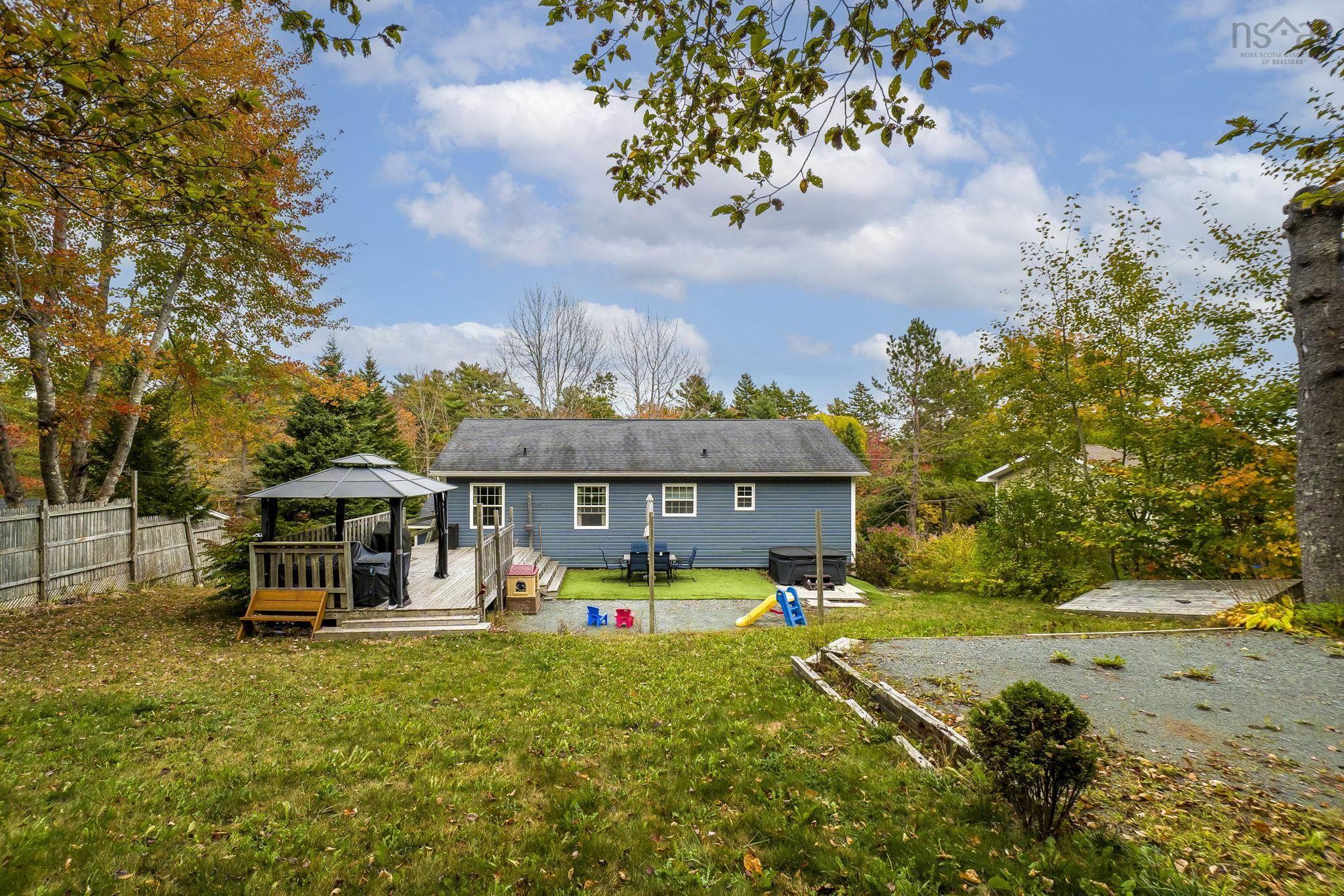 1018 Beaver Bank Road, Beaver Bank, NS (MLS 202526003)