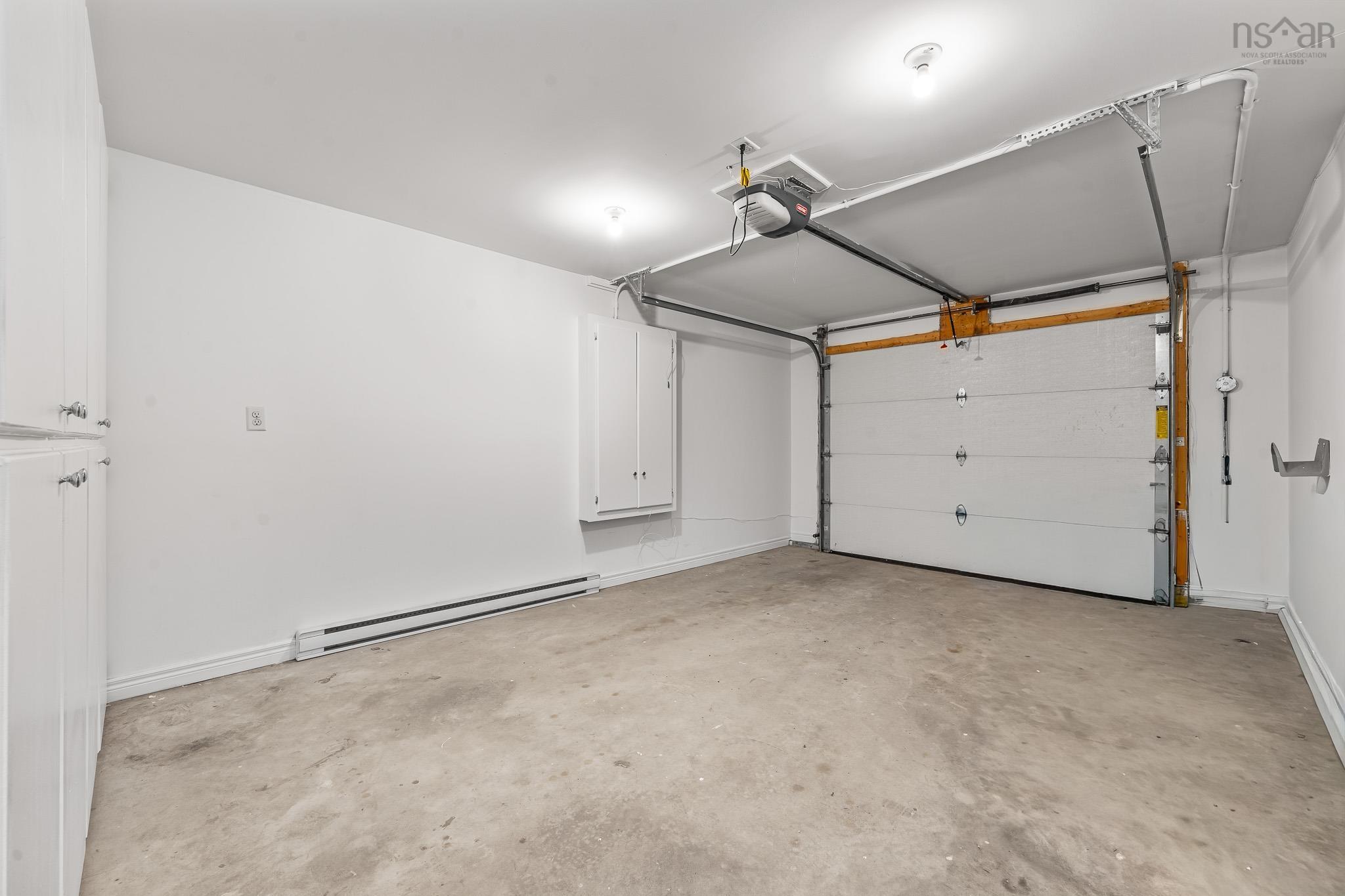 158 Beaver Bank Road, Lower Sackville, NS (MLS 202526061)