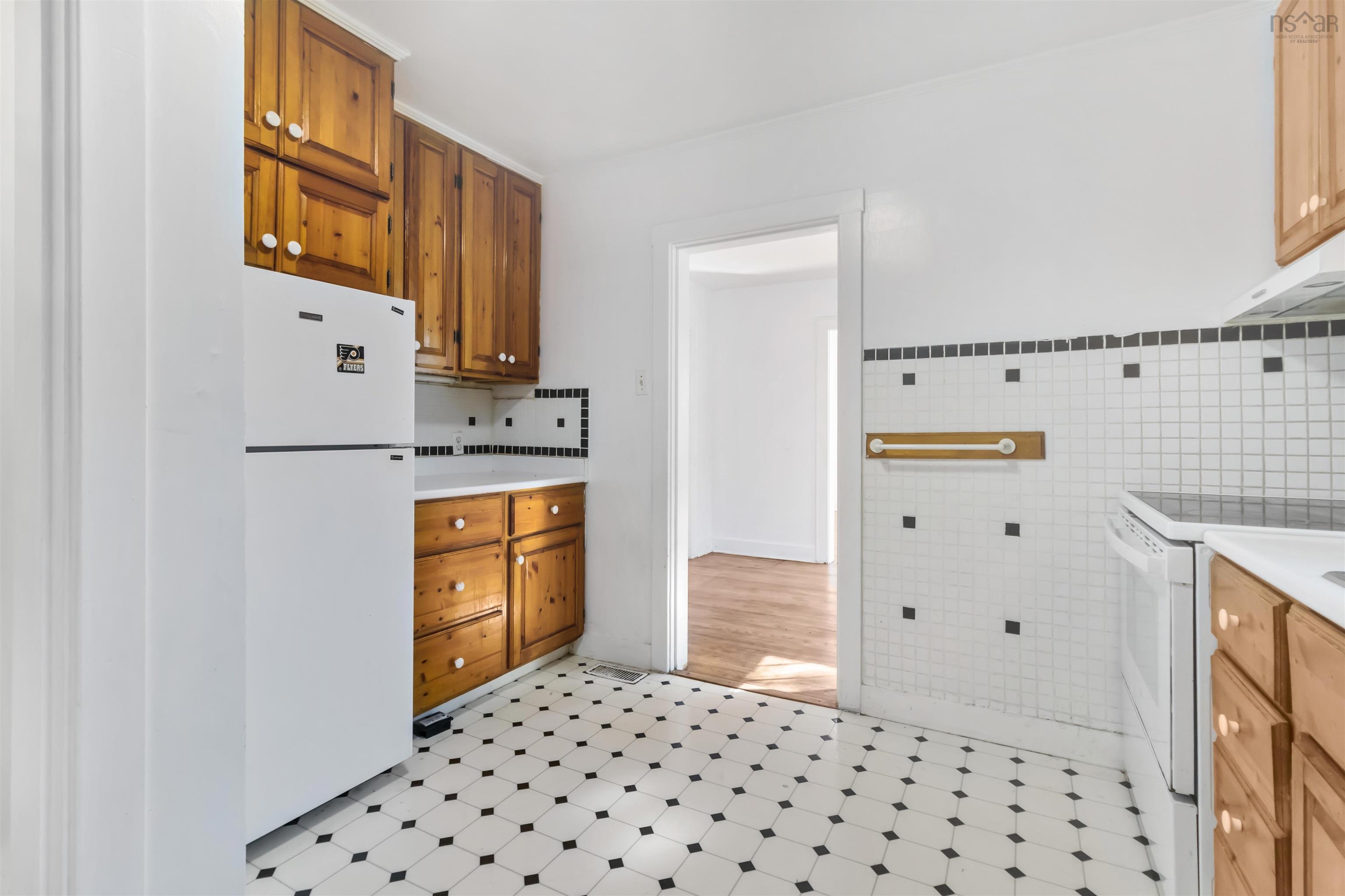 11 Ashdale Avenue, Halifax, NS (MLS 202526079)