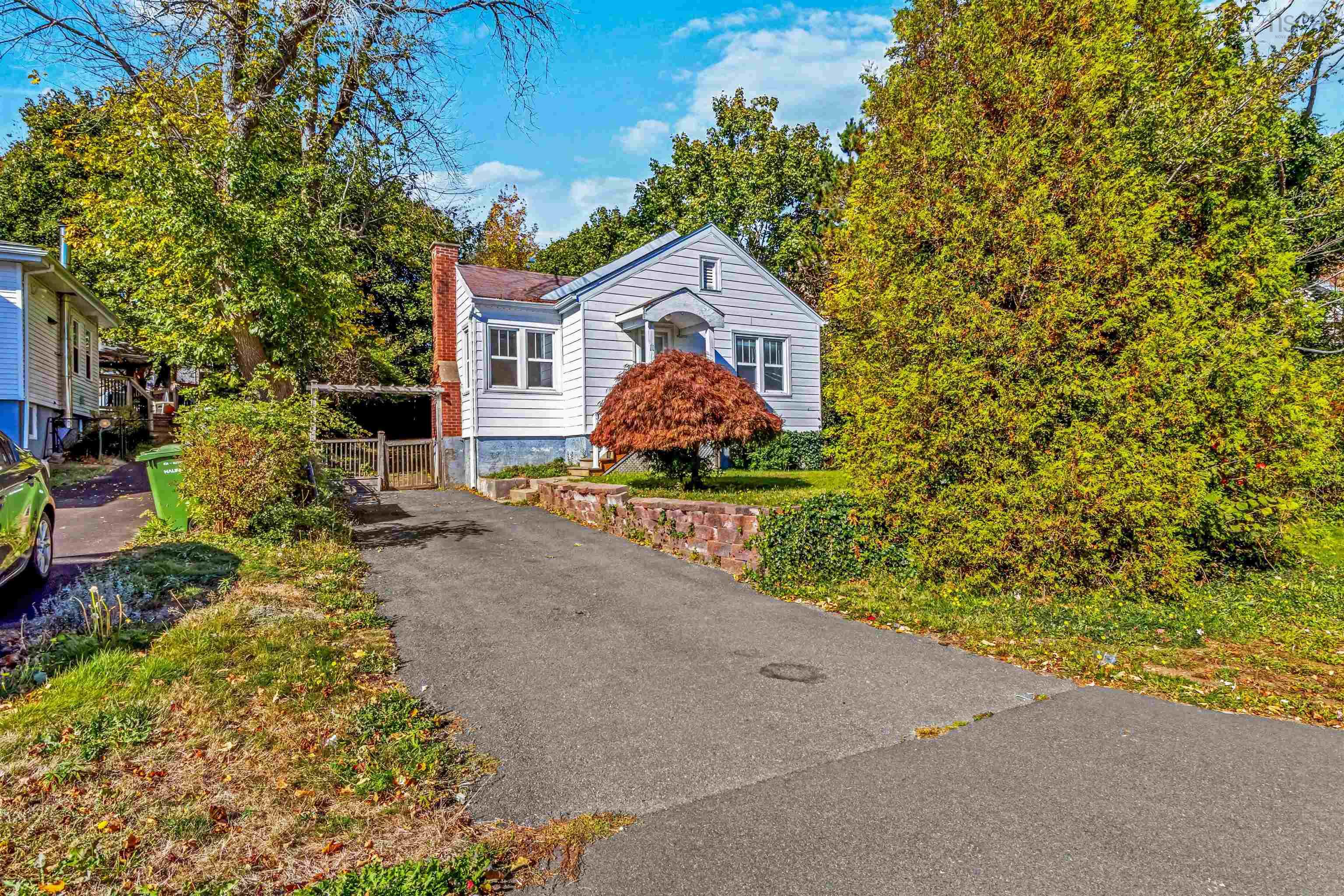11 Ashdale Avenue, Halifax, NS (MLS 202526079)