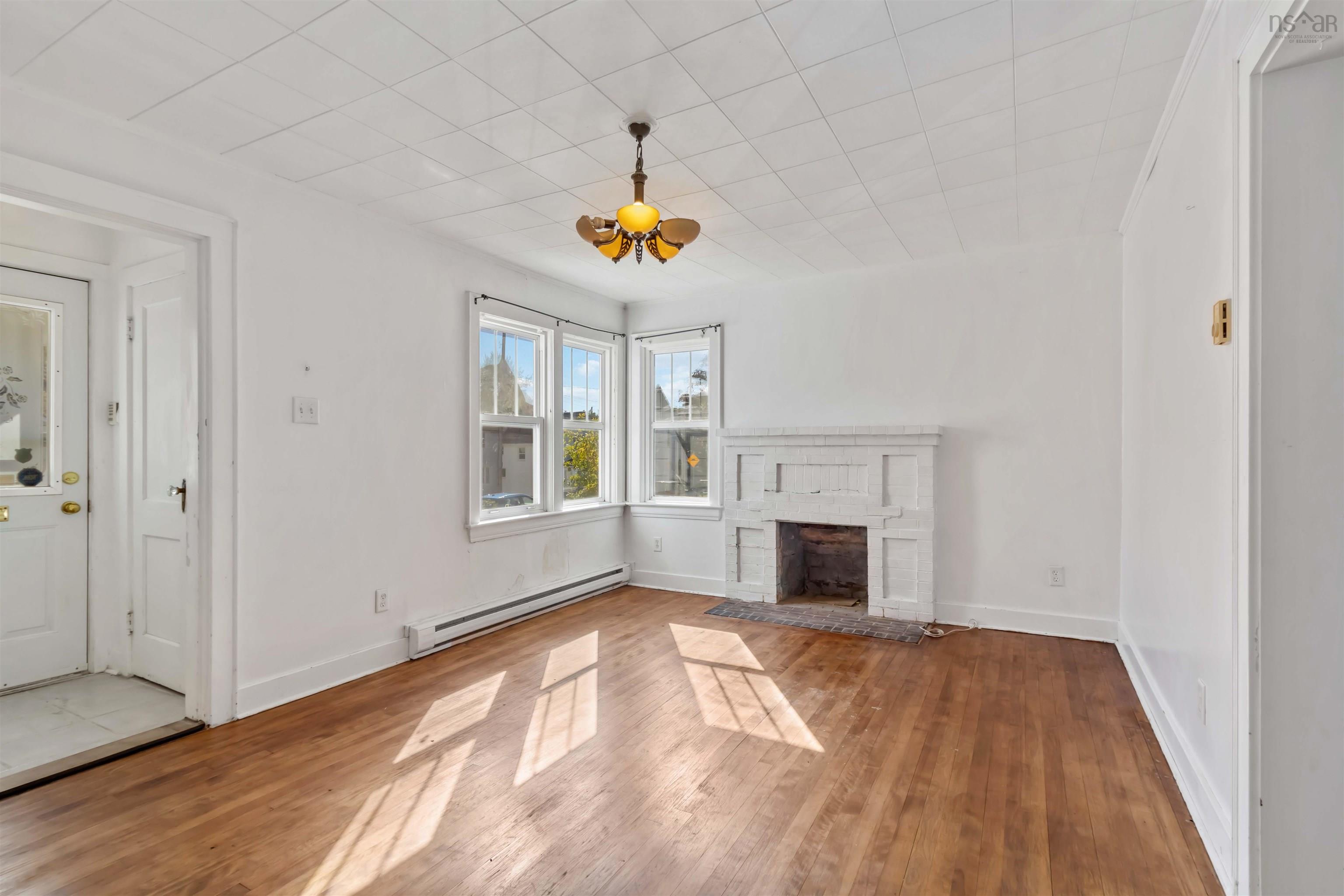 11 Ashdale Avenue, Halifax, NS (MLS 202526079)