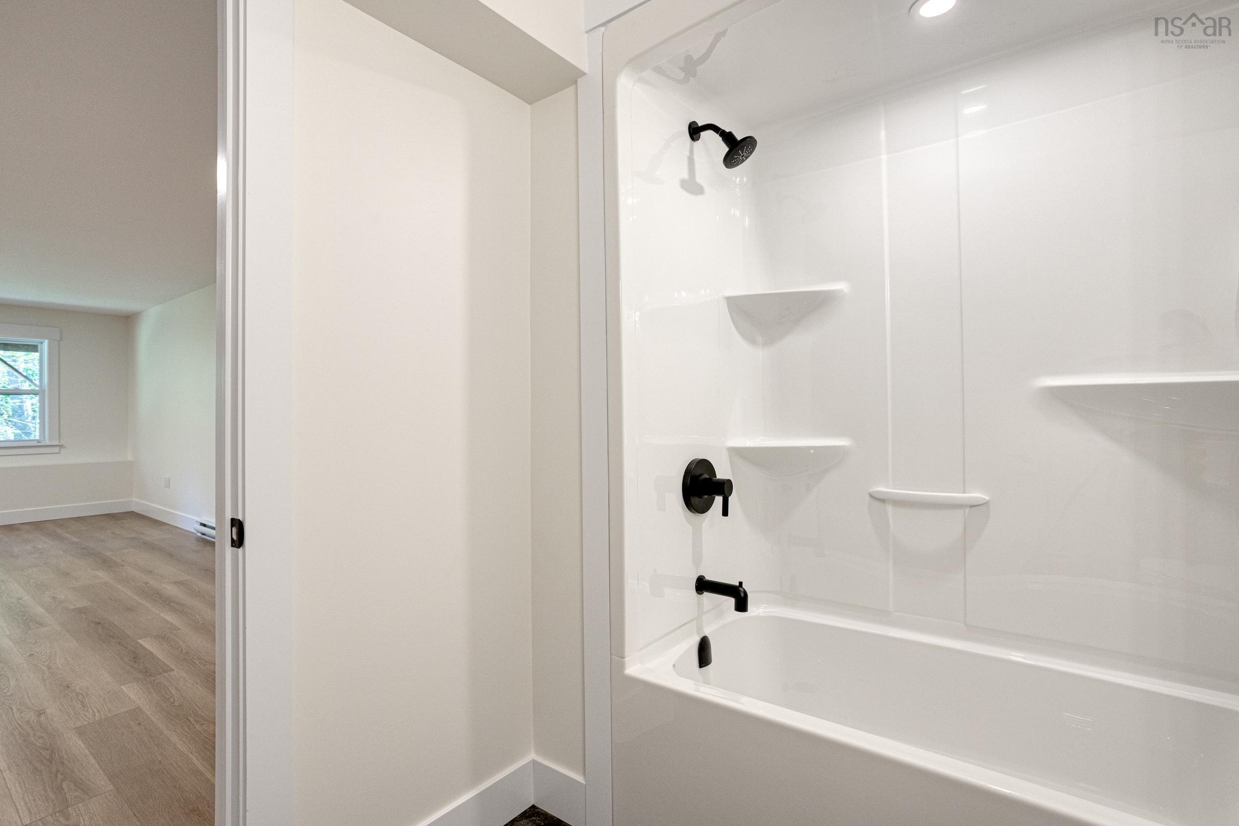 136 Oldham Road, Enfield, NS (MLS 202526089)