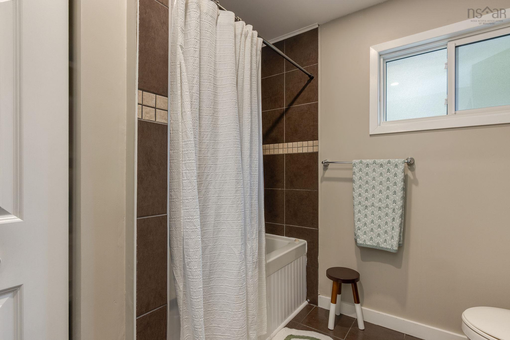 121 Hillsboro Drive, Westphal, NS (MLS 202526098)