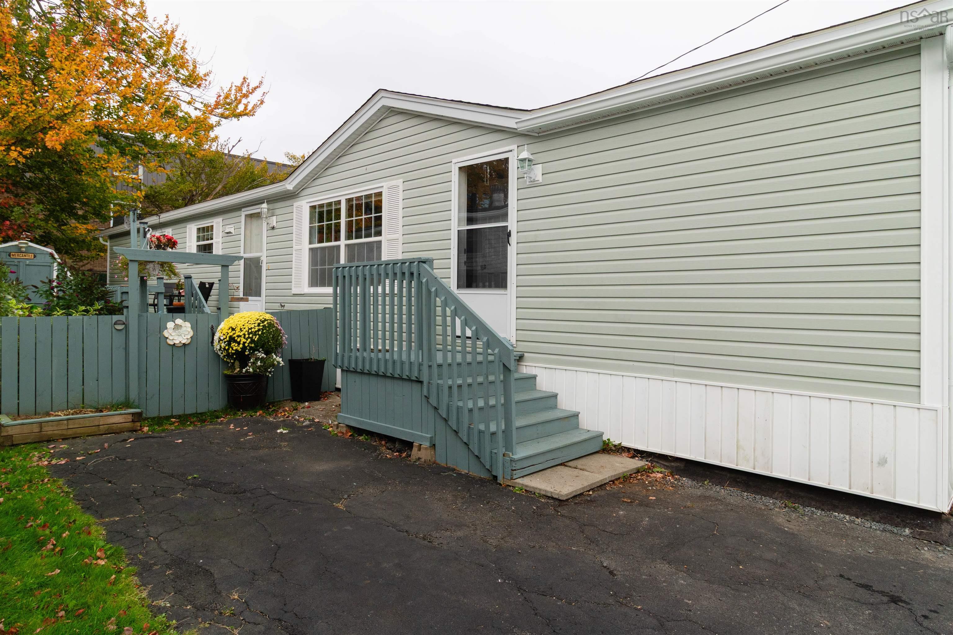 23 Shamrock Drive, Halifax, NS (MLS® 202526153)