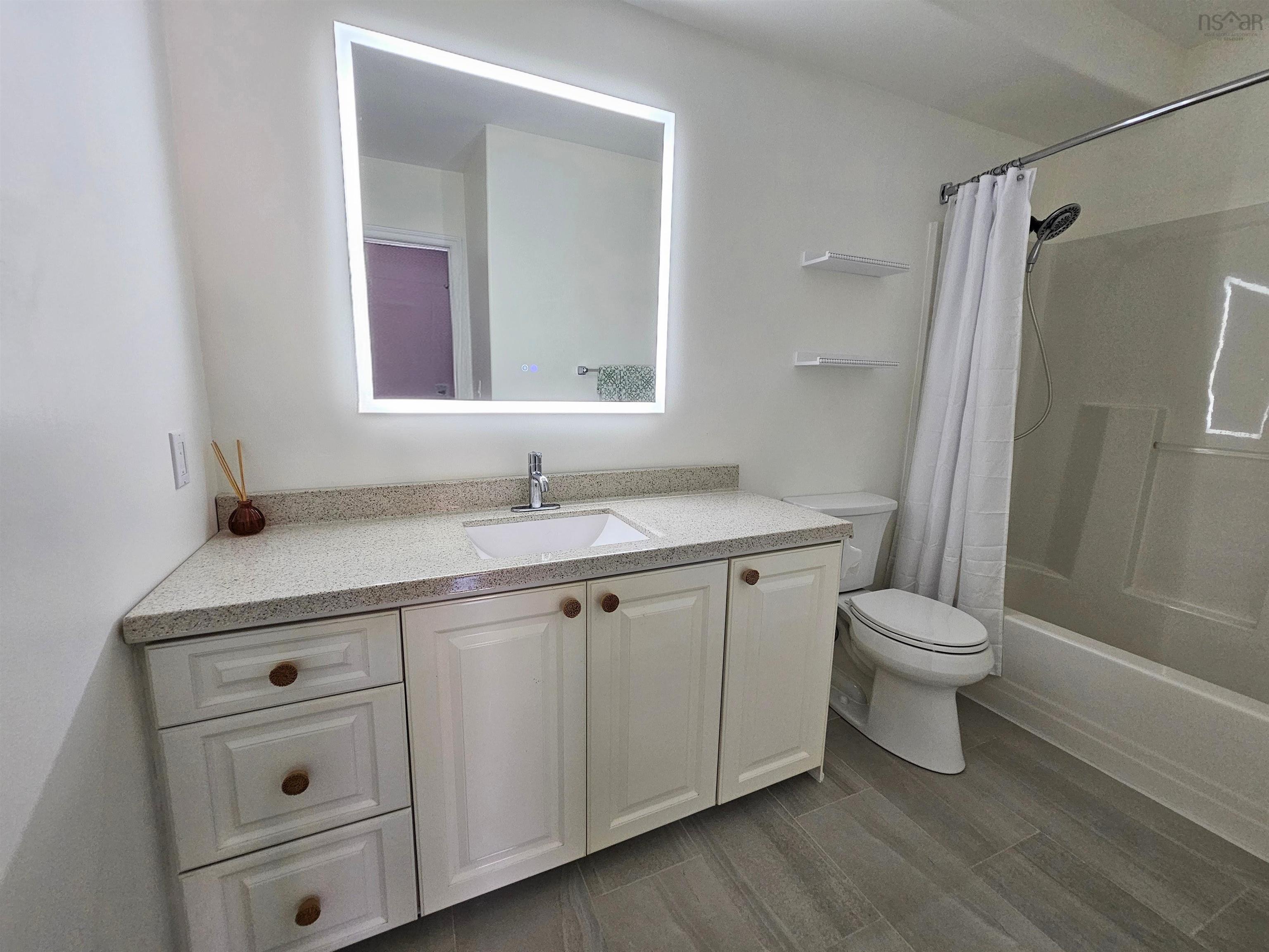 103 30 Waterfront Drive, Bedford, NS (MLS 202526162)