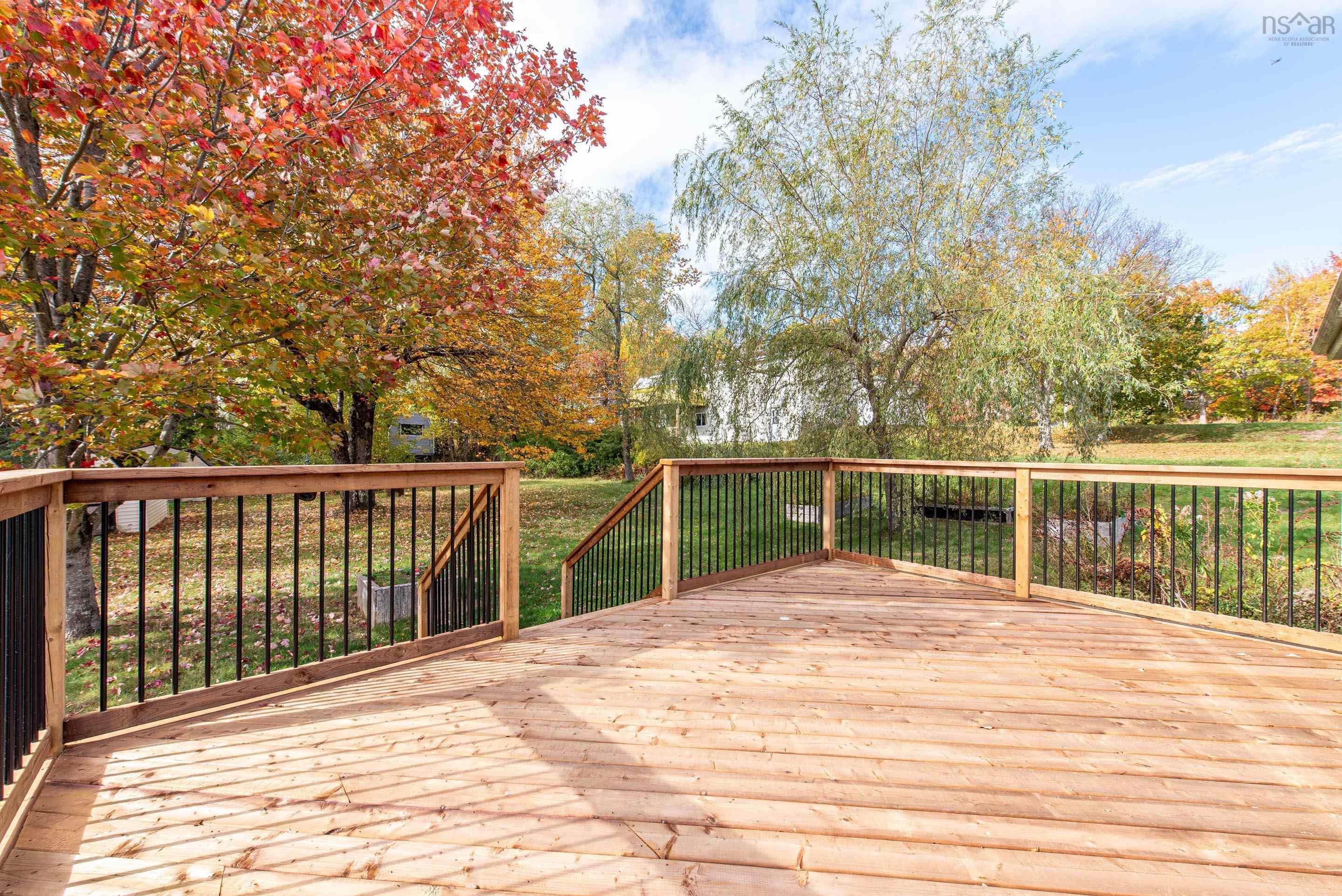 790 Old Sackville Rd Road, Sackville, NS (MLS 202526163)