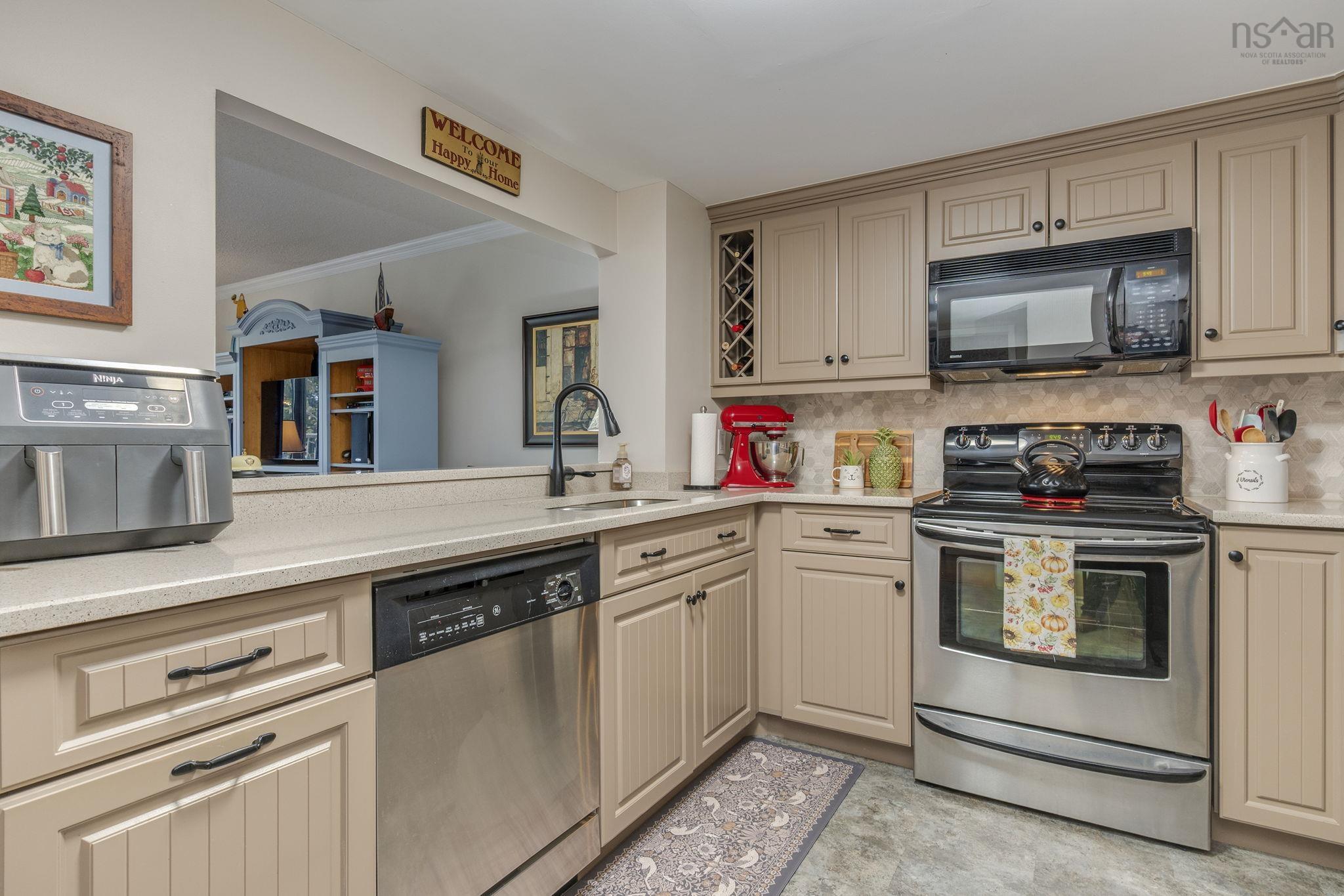 110 1 Prince Street, Dartmouth, NS (MLS 202526224)