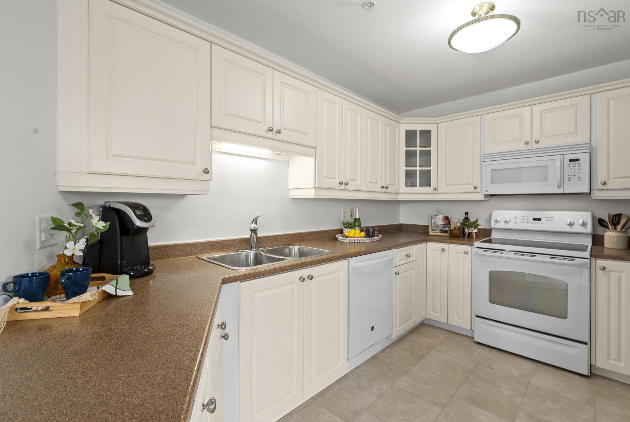 210 120 Southgate Drive, Bedford, NS (MLS 202526287)