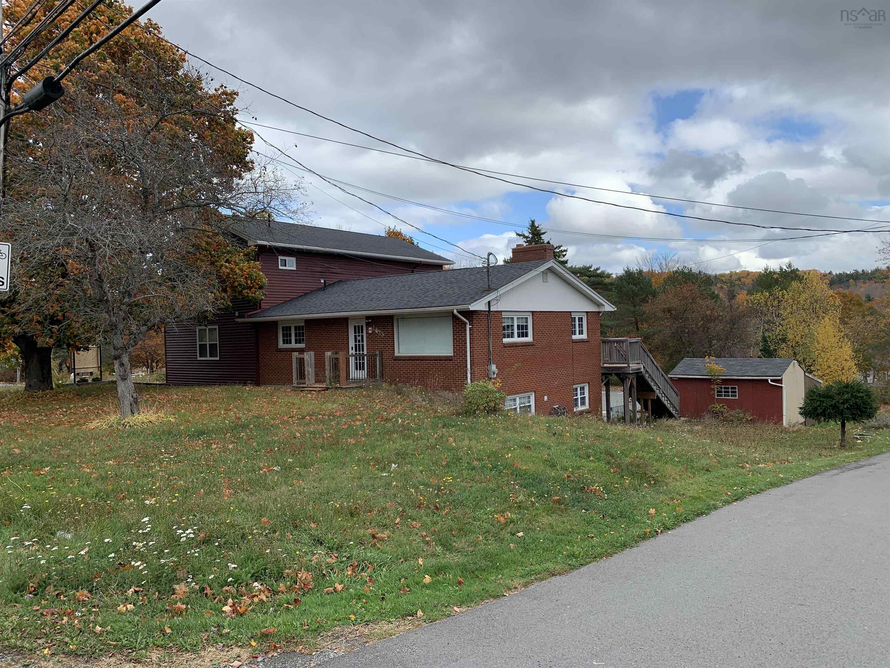 1423 Fall River Road, Fall River, NS (MLS 202526303)