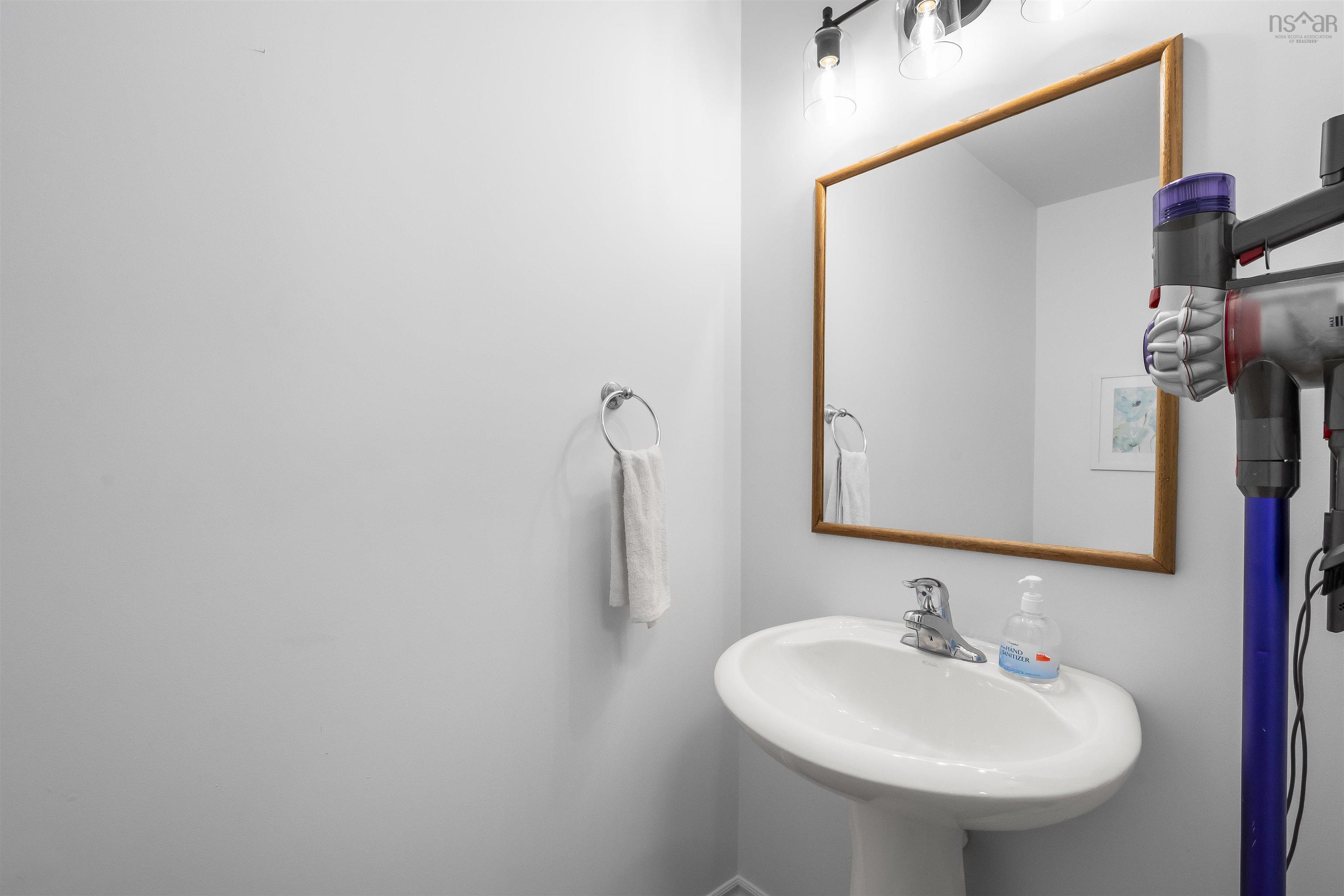 5 Brigadier Court, Halifax, NS (MLS 202526311)