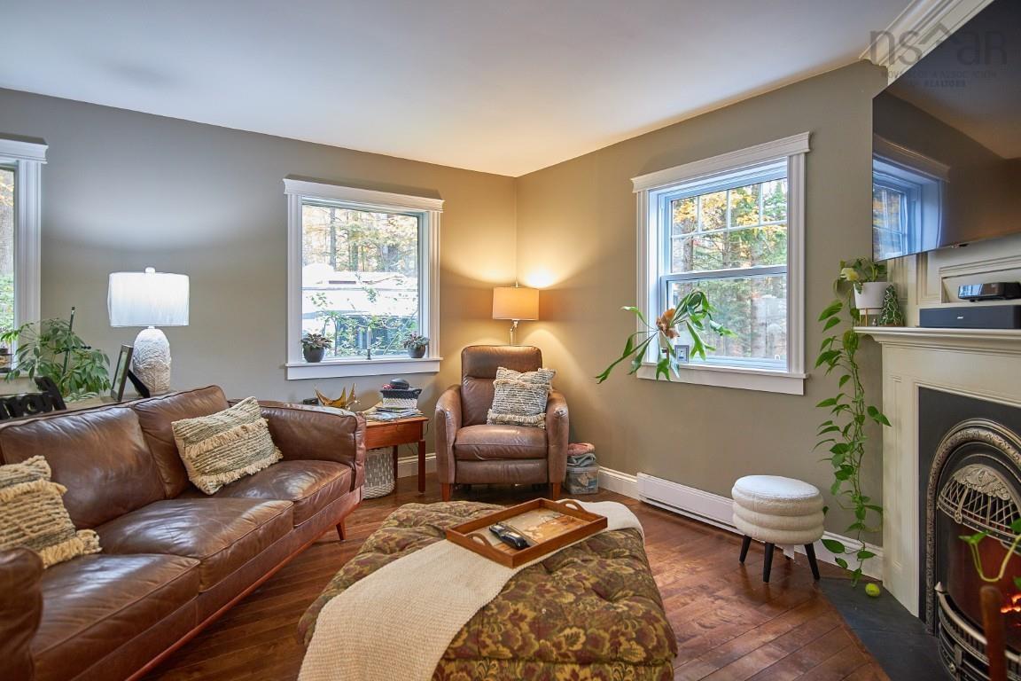 9 Carriage Road, Windsor Junction, NS (MLS 202526329)