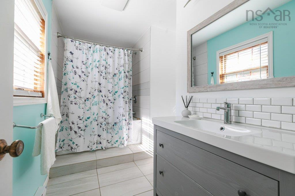 72 Conrads Road, Hubbards, NS (MLS 202526340)