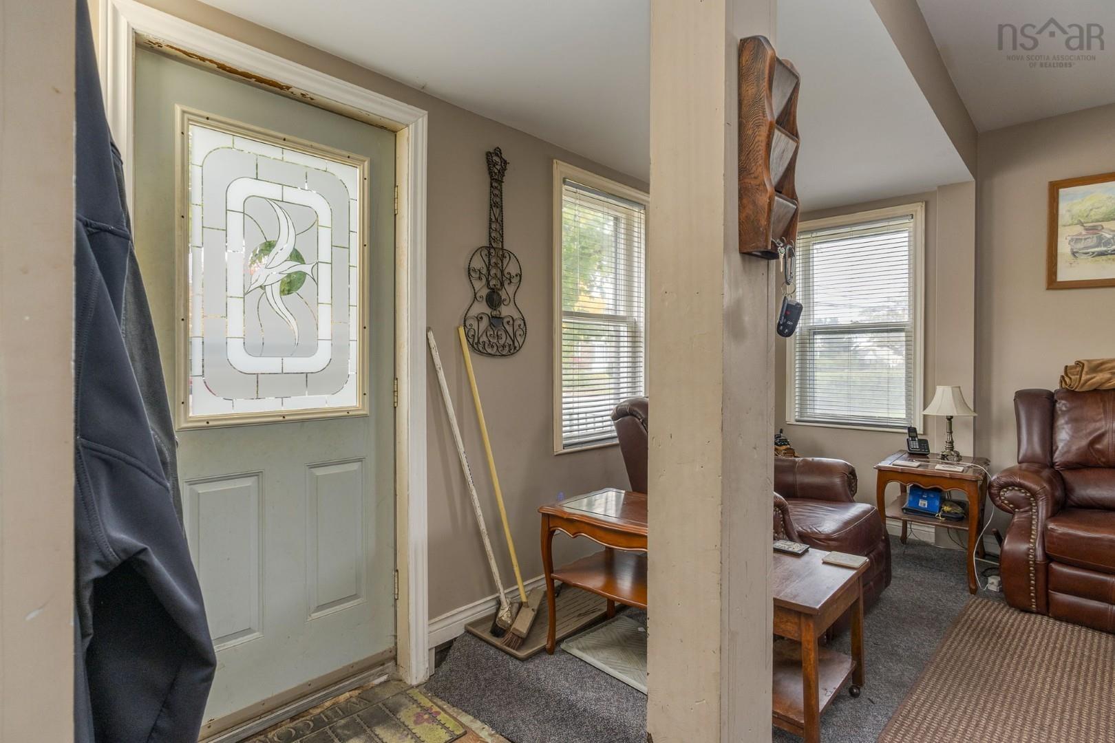 77 Gaston Road, Dartmouth, NS (MLS 202526342)