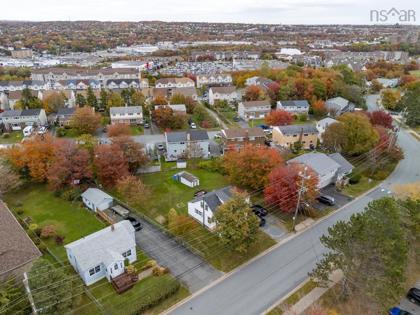 77 Gaston Road, Dartmouth, NS (MLS 202526342)