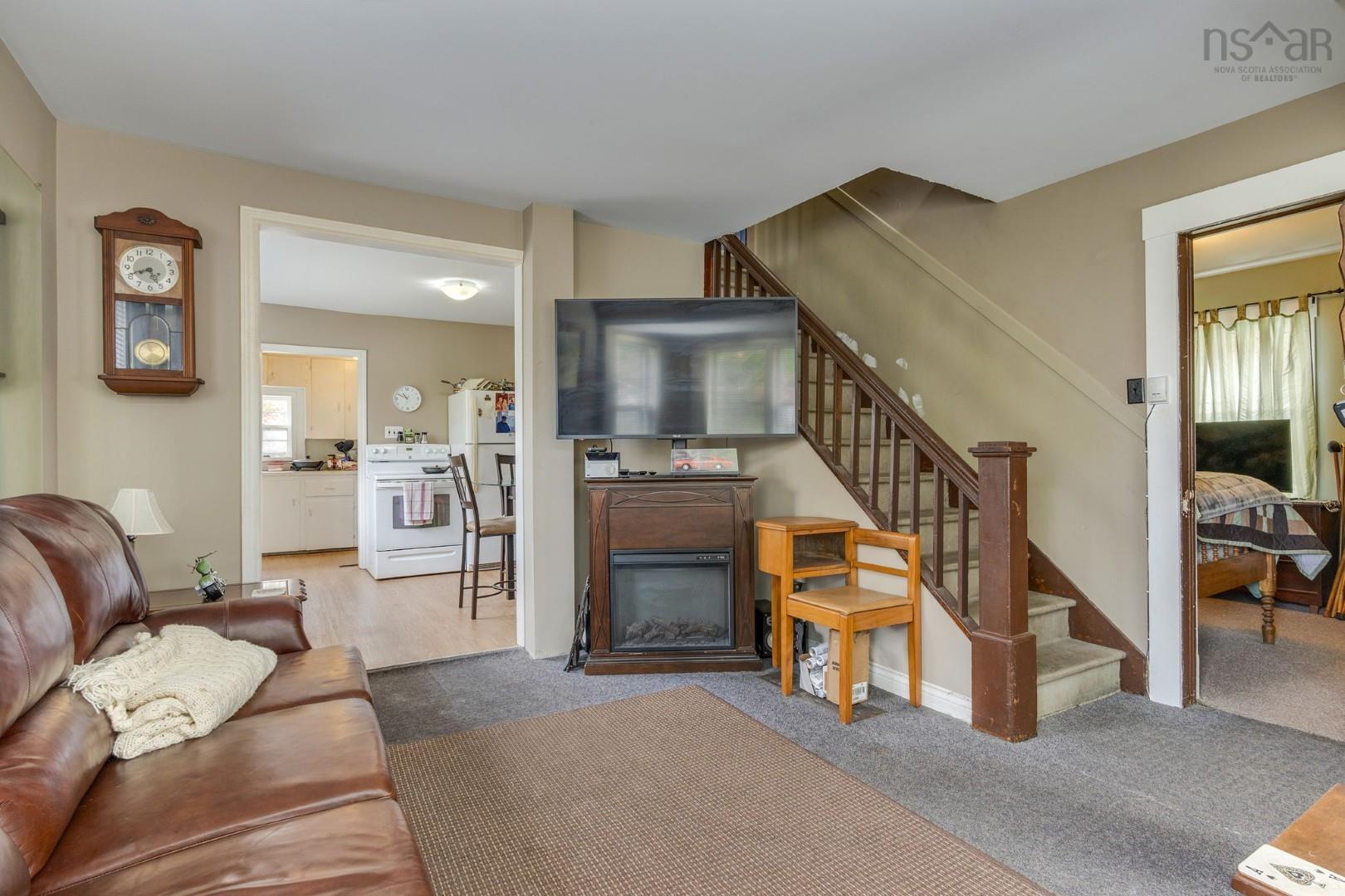 77 Gaston Road, Dartmouth, NS (MLS 202526342)