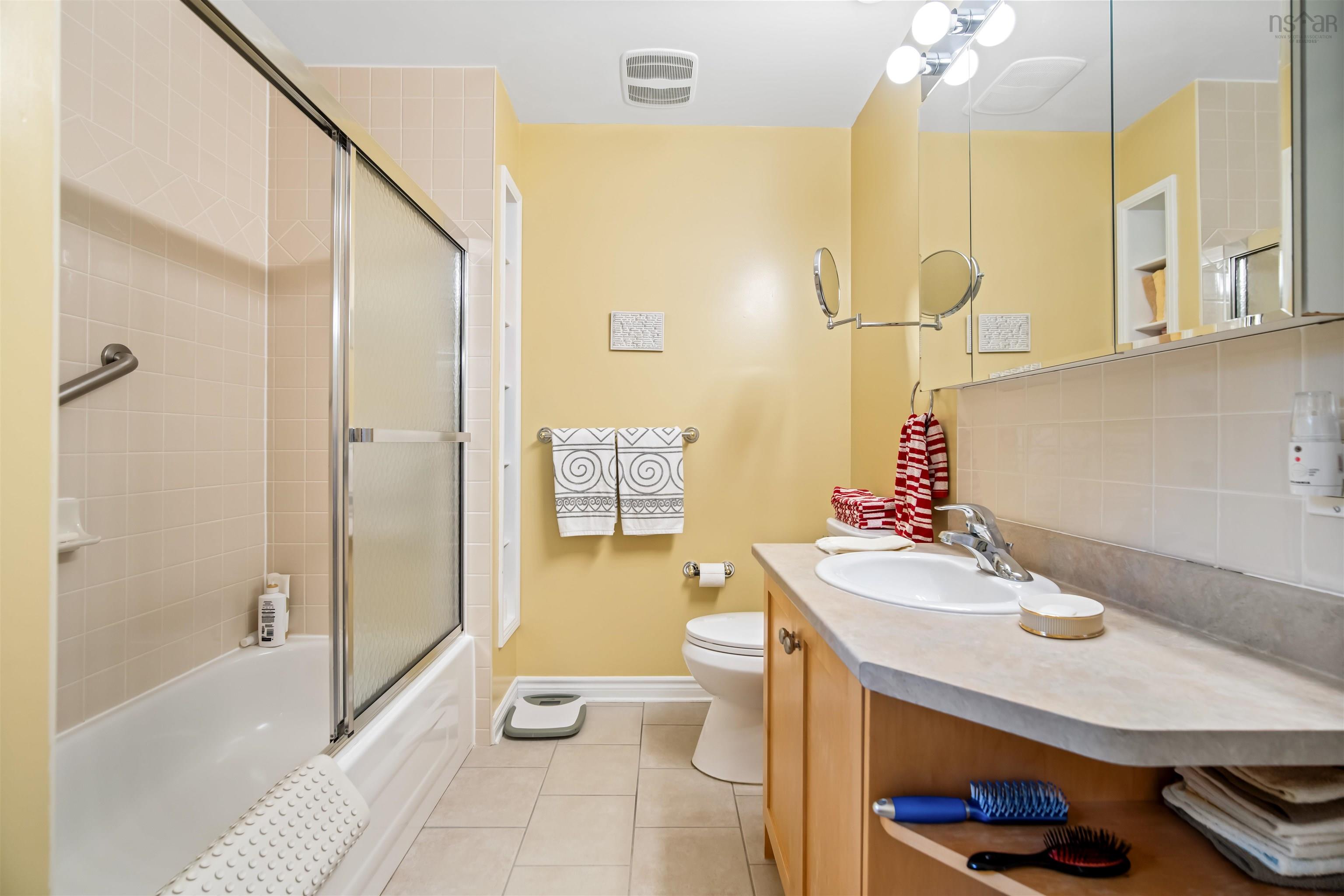 42 Given Drive, Grand Lake, NS (MLS 202526348)