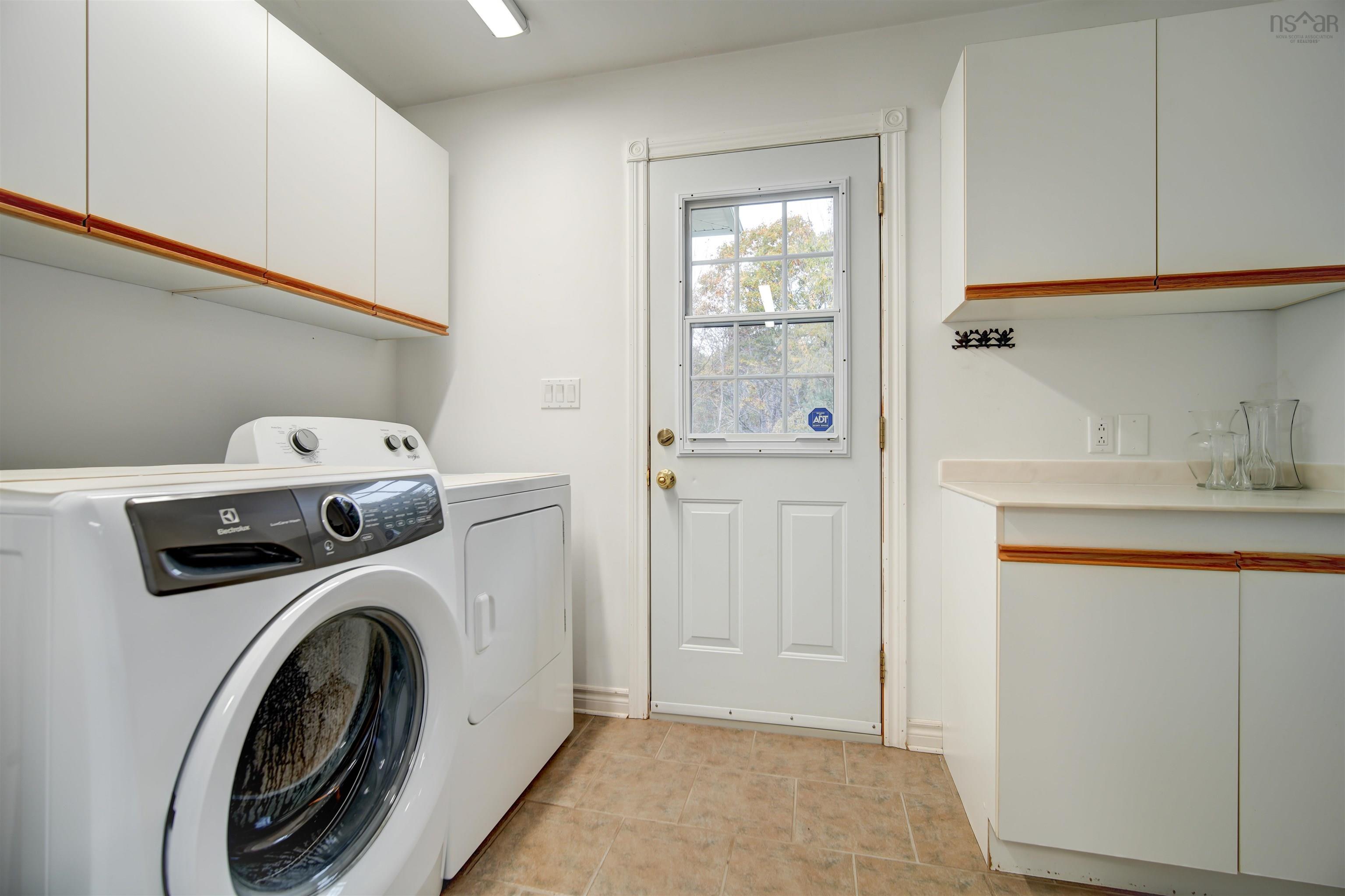 42 Given Drive, Grand Lake, NS (MLS 202526348)