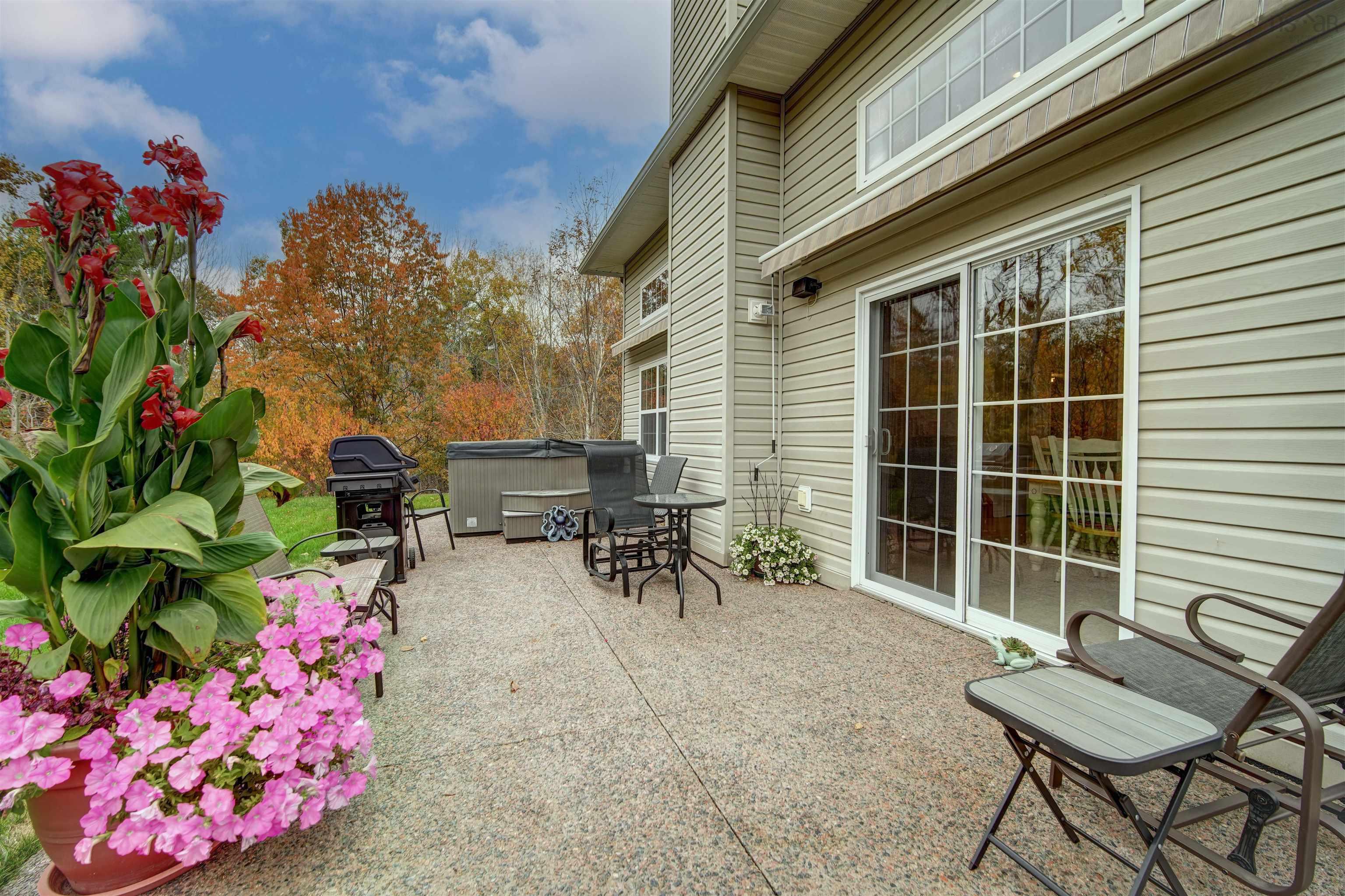 42 Given Drive, Grand Lake, NS (MLS 202526348)