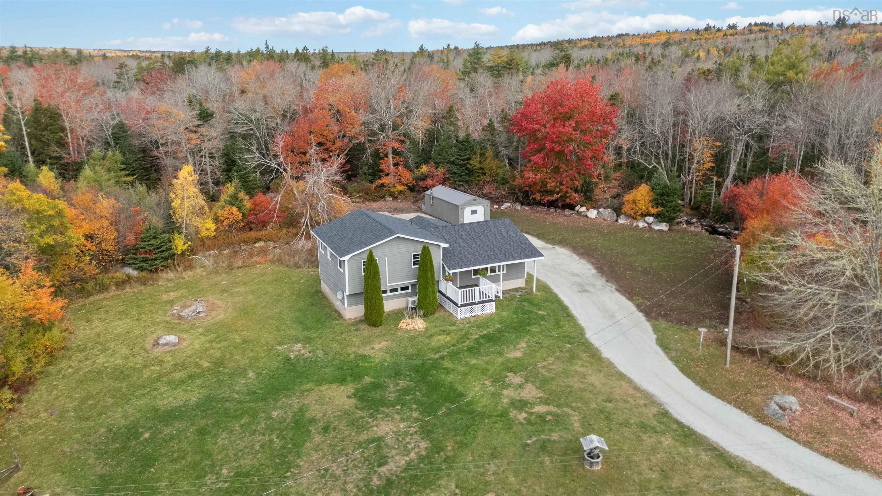 10302 Highway 3, Port Joli, NS (MLS 202526352)