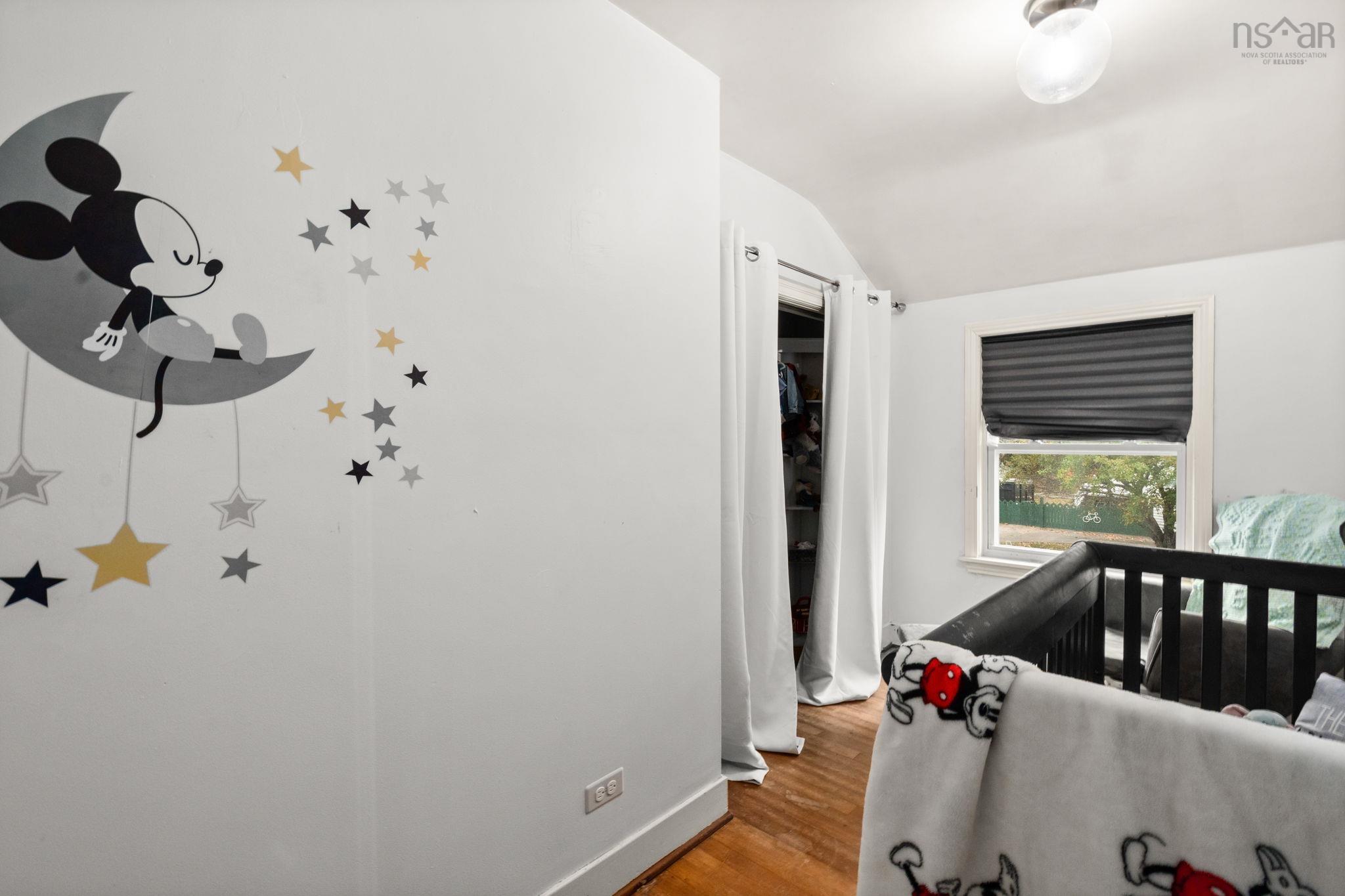 33 Pinehill Road, Dartmouth, NS (MLS 202526362)