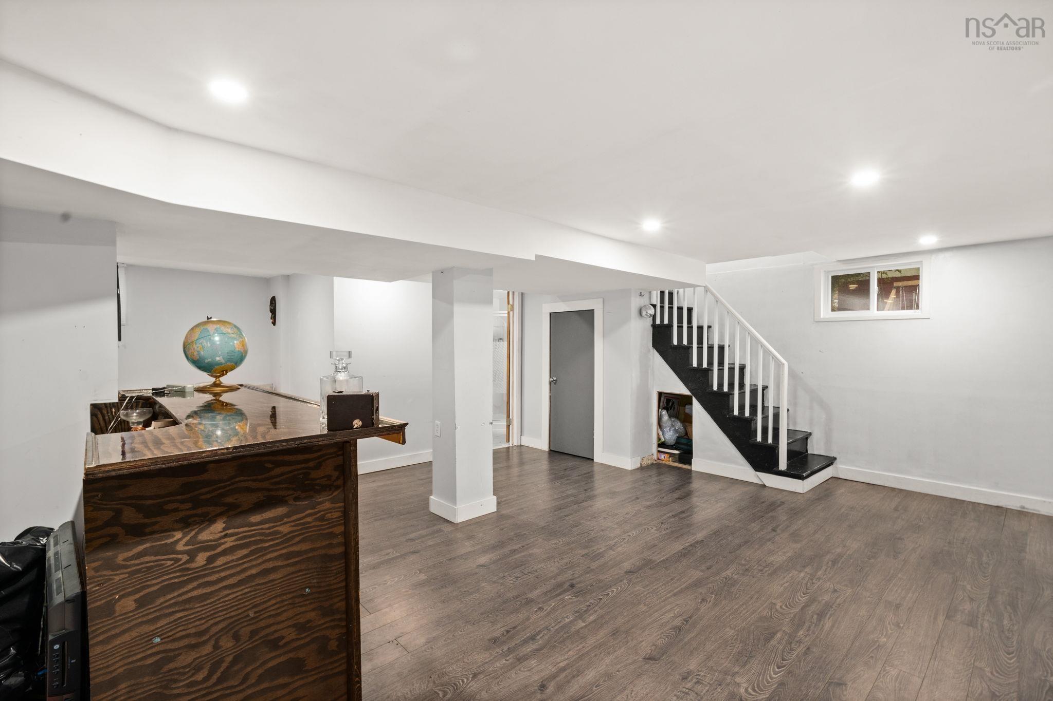 33 Pinehill Road, Dartmouth, NS (MLS 202526362)