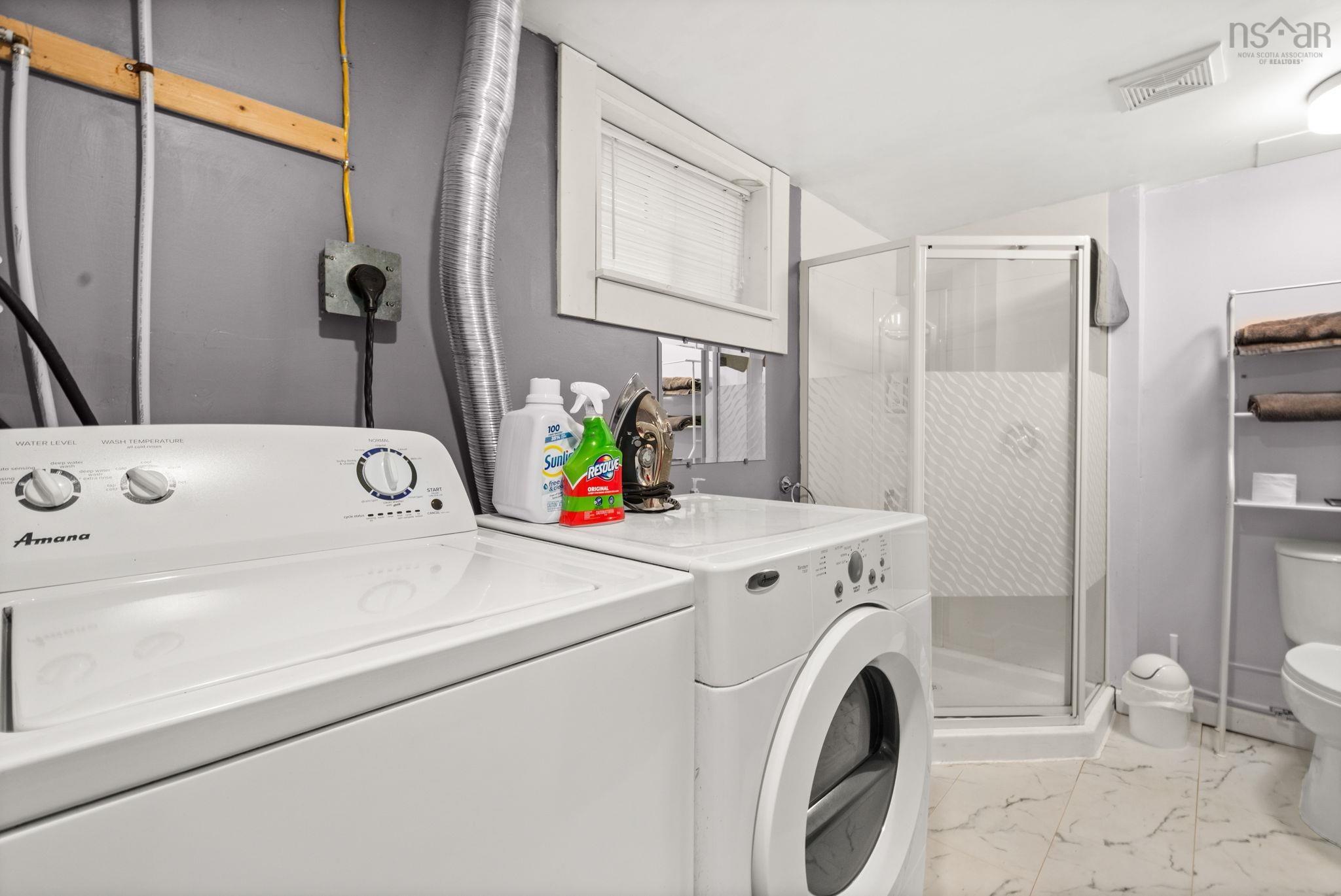 33 Pinehill Road, Dartmouth, NS (MLS 202526362)