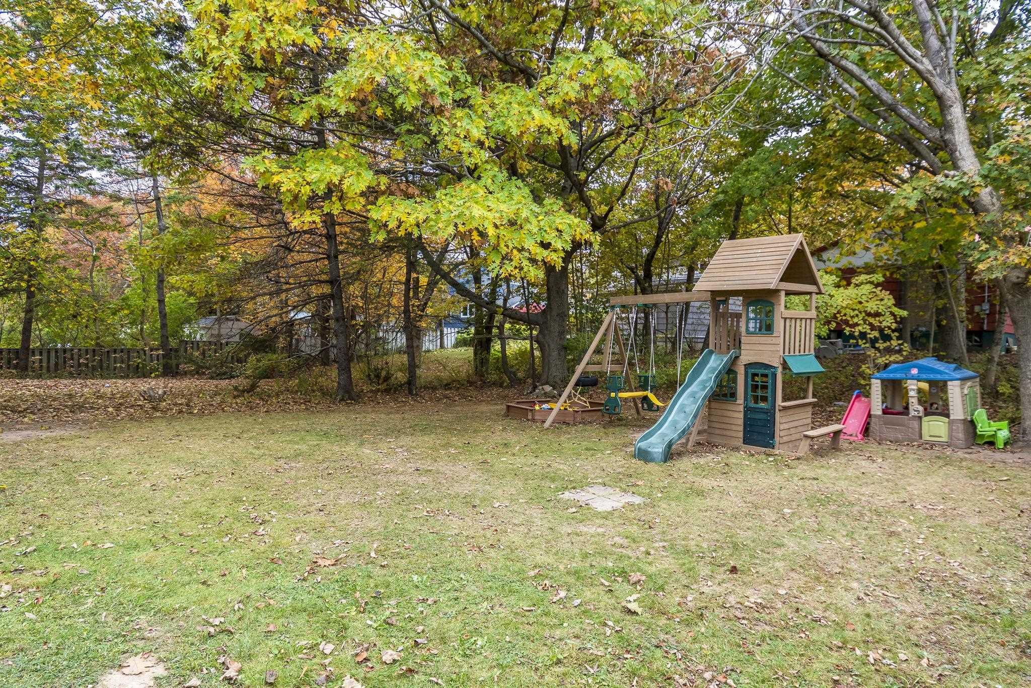 33 Pinehill Road, Dartmouth, NS (MLS 202526362)