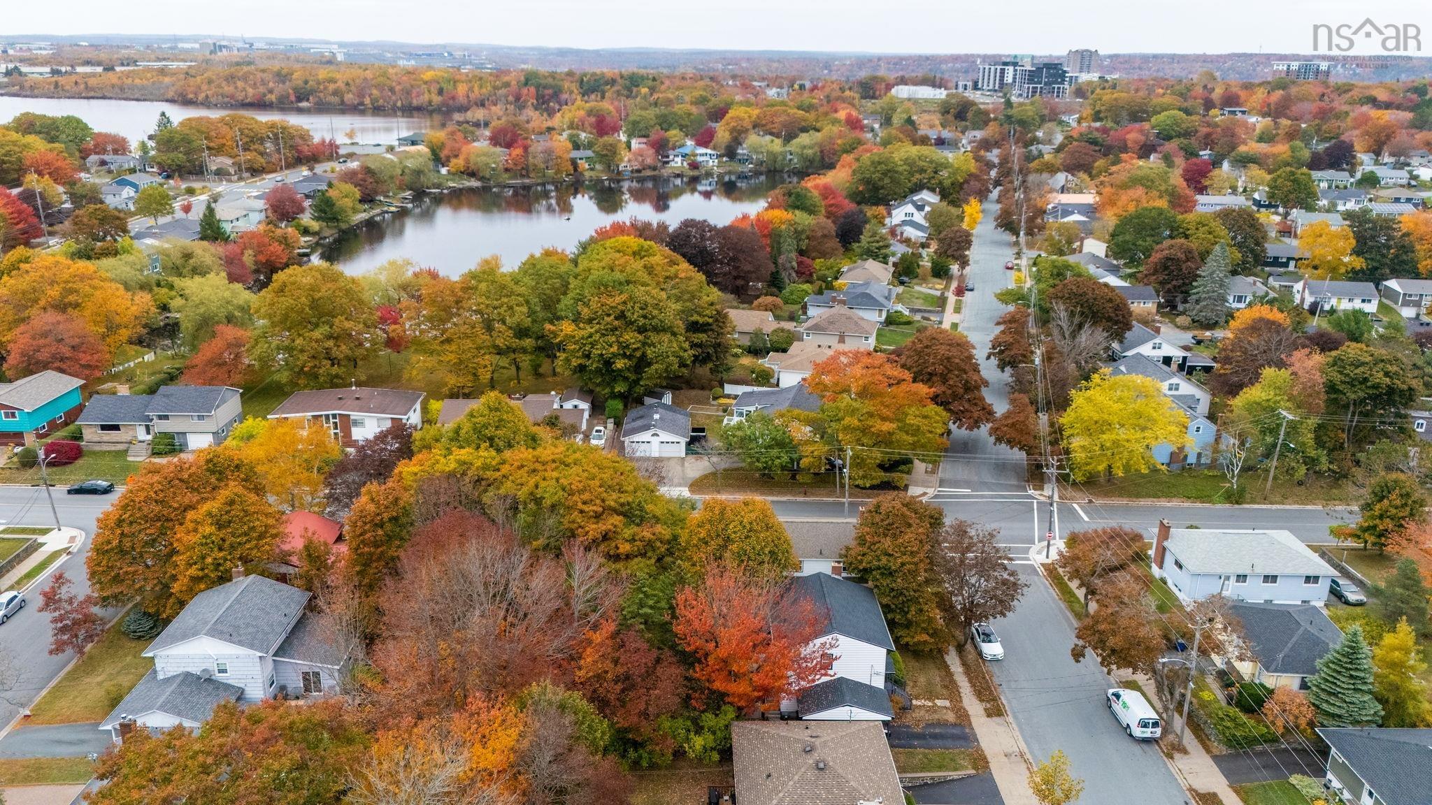 33 Pinehill Road, Dartmouth, NS (MLS 202526362)