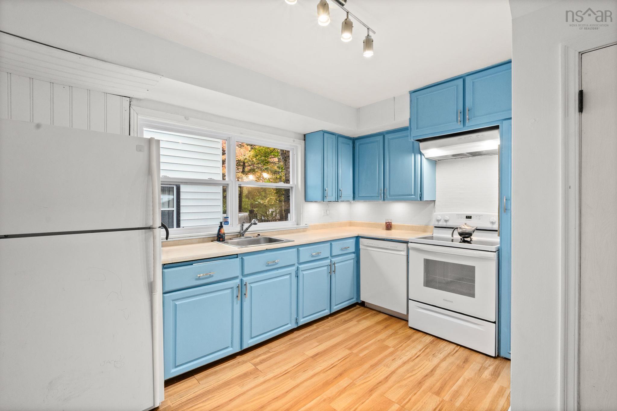 33 Pinehill Road, Dartmouth, NS (MLS 202526362)