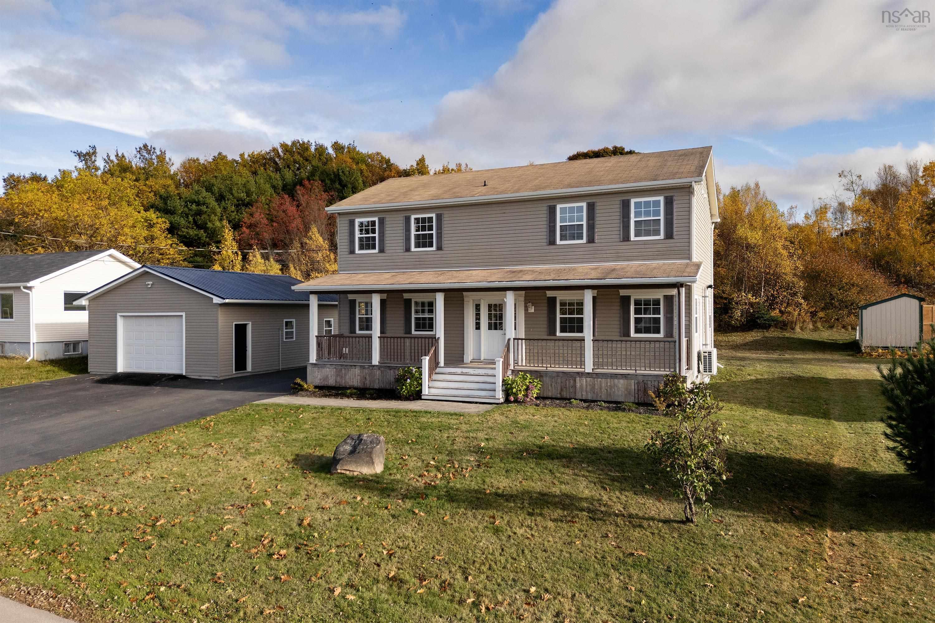 25 Brownell Avenue, Amherst, NS (MLS 202526367)