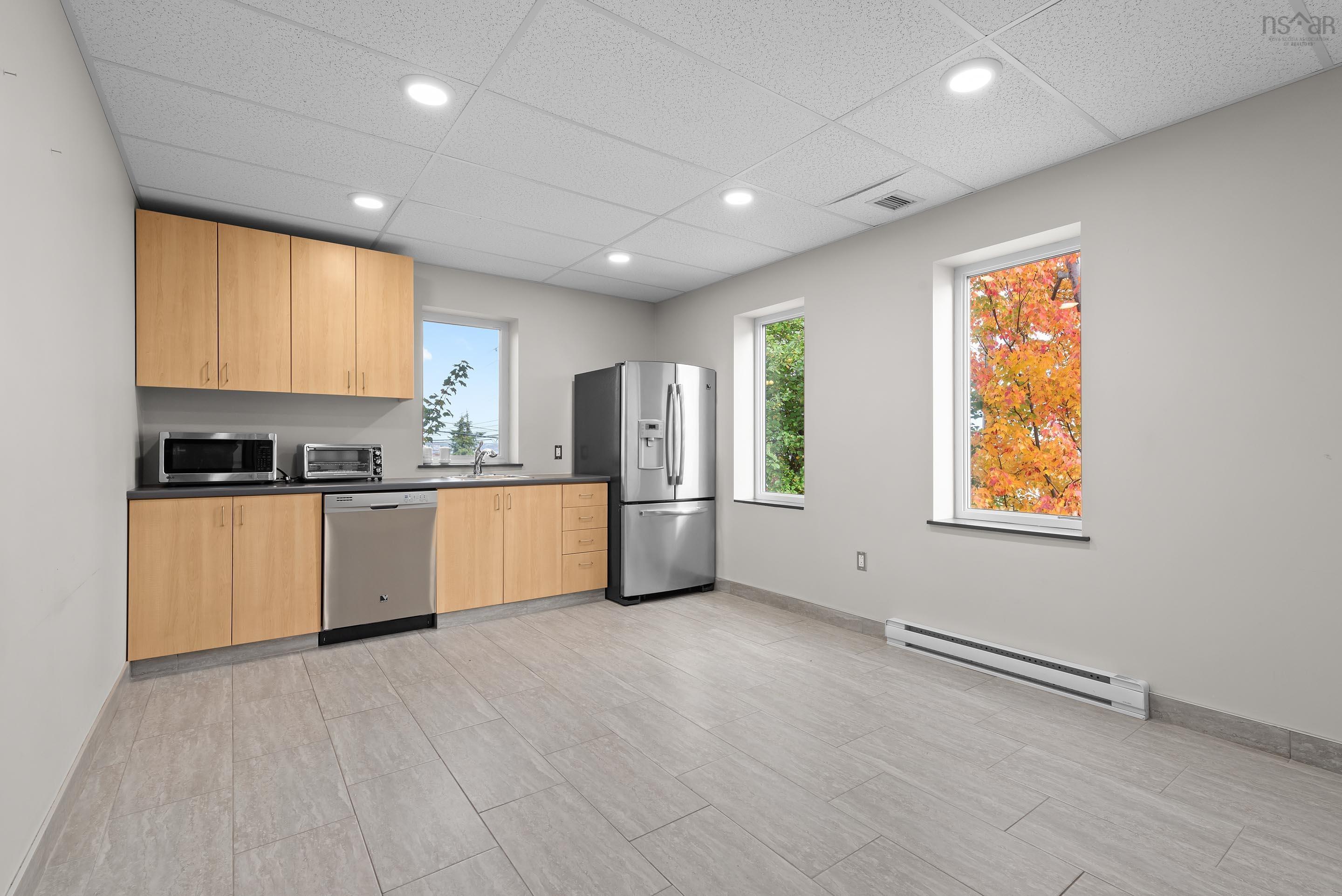 7 Bayview Road, Halifax, NS (MLS 202526369)