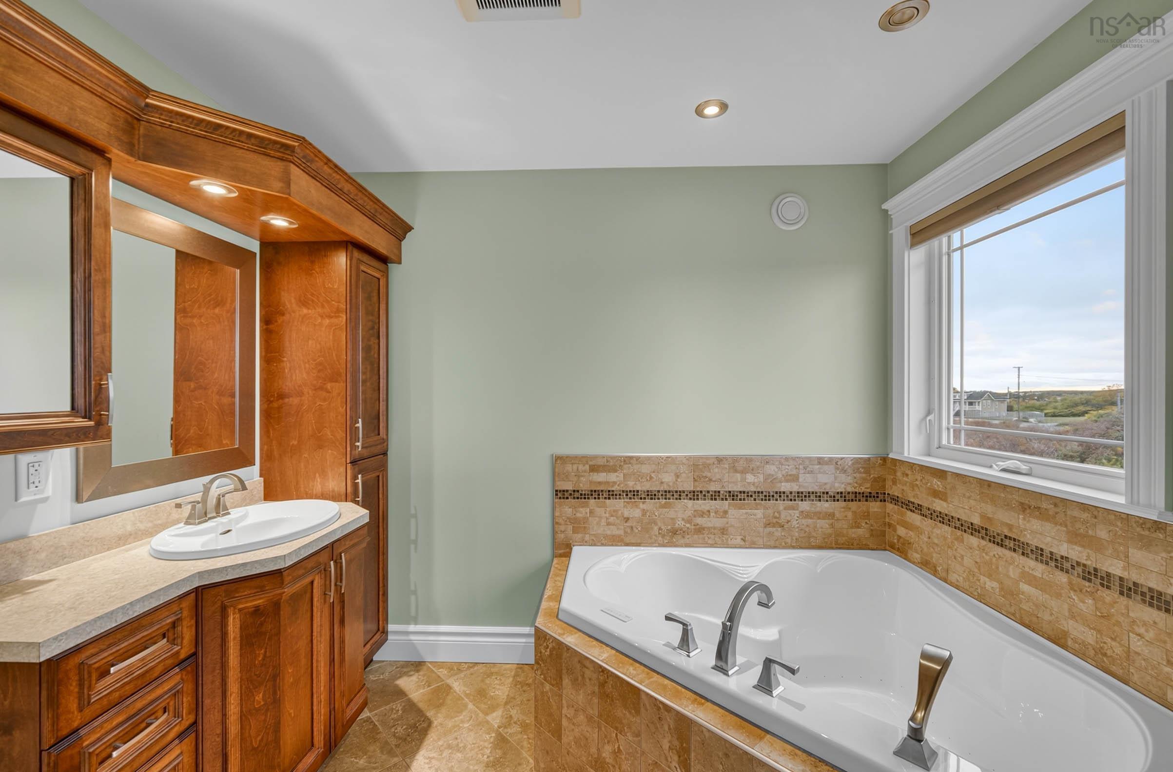 1754 Lower Prospect Road, Terence Bay, NS (MLS 202526373)