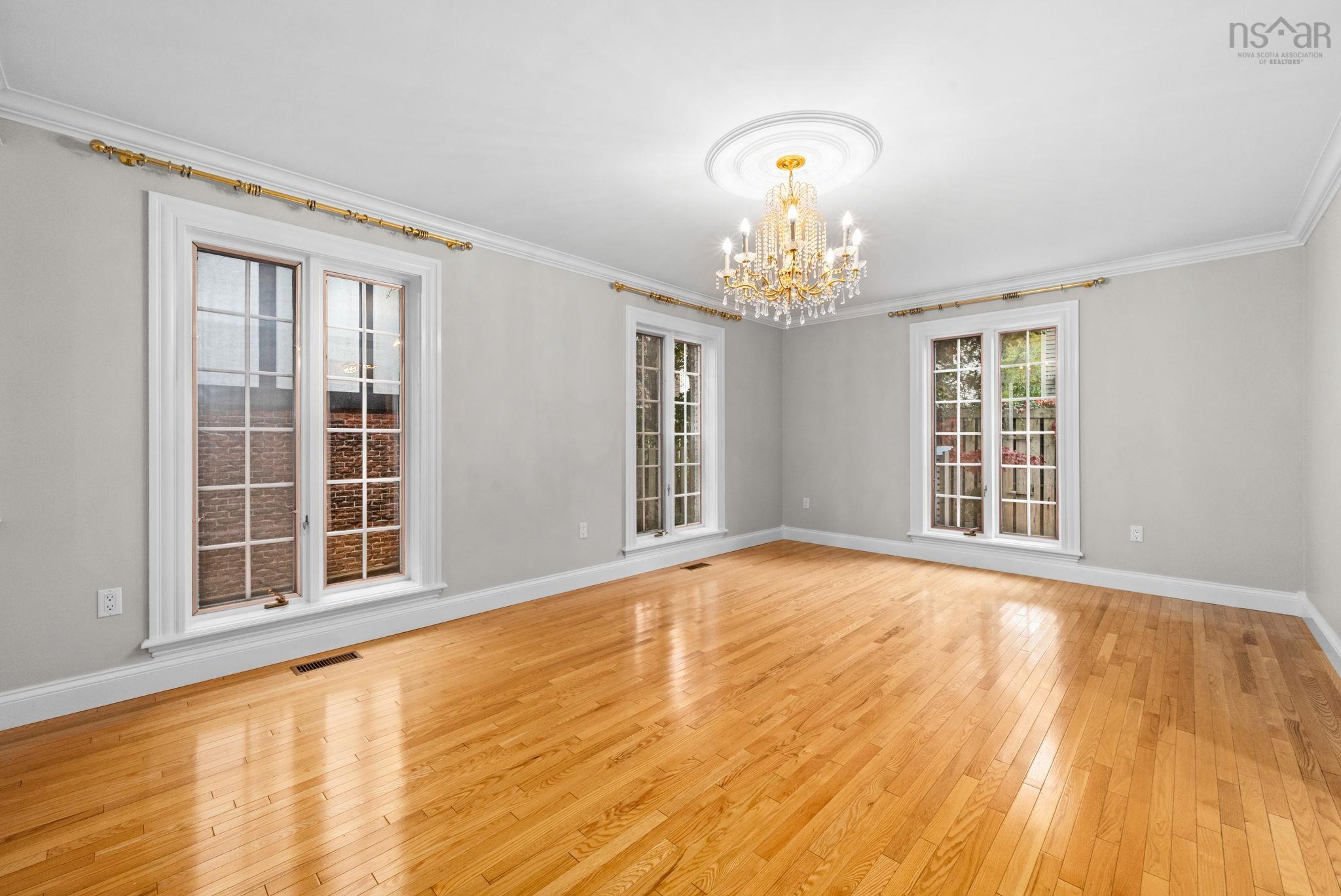 916 Young Avenue, Halifax, NS (MLS 202526388)