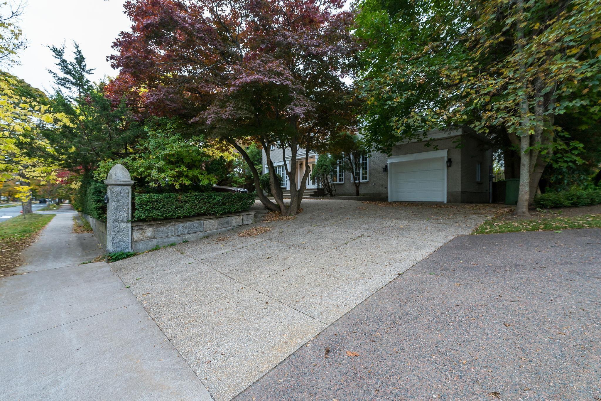 916 Young Avenue, Halifax, NS (MLS 202526388)