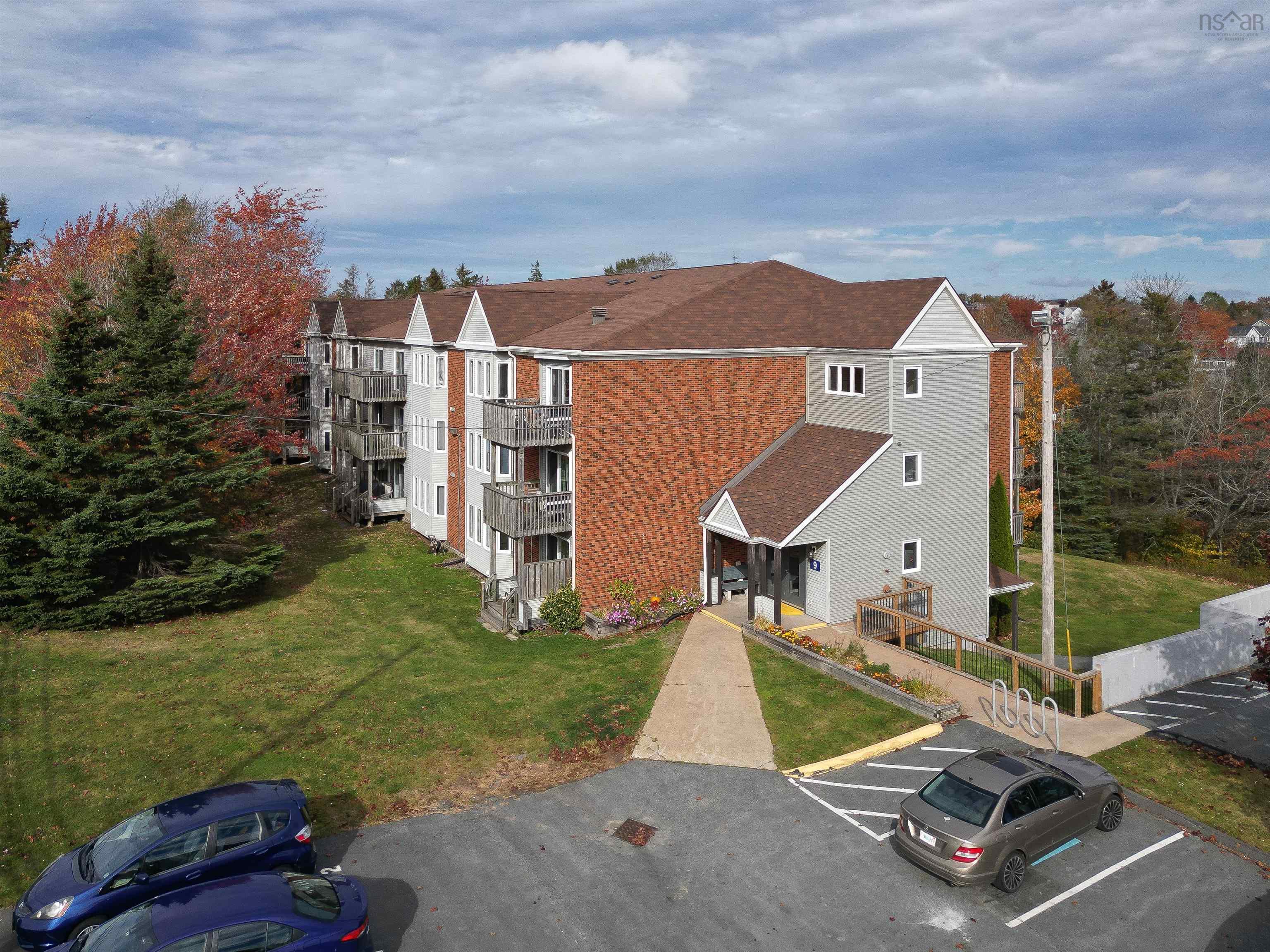 137 9 Forest Hills Parkway, Cole Harbour, NS (MLS 202526389)