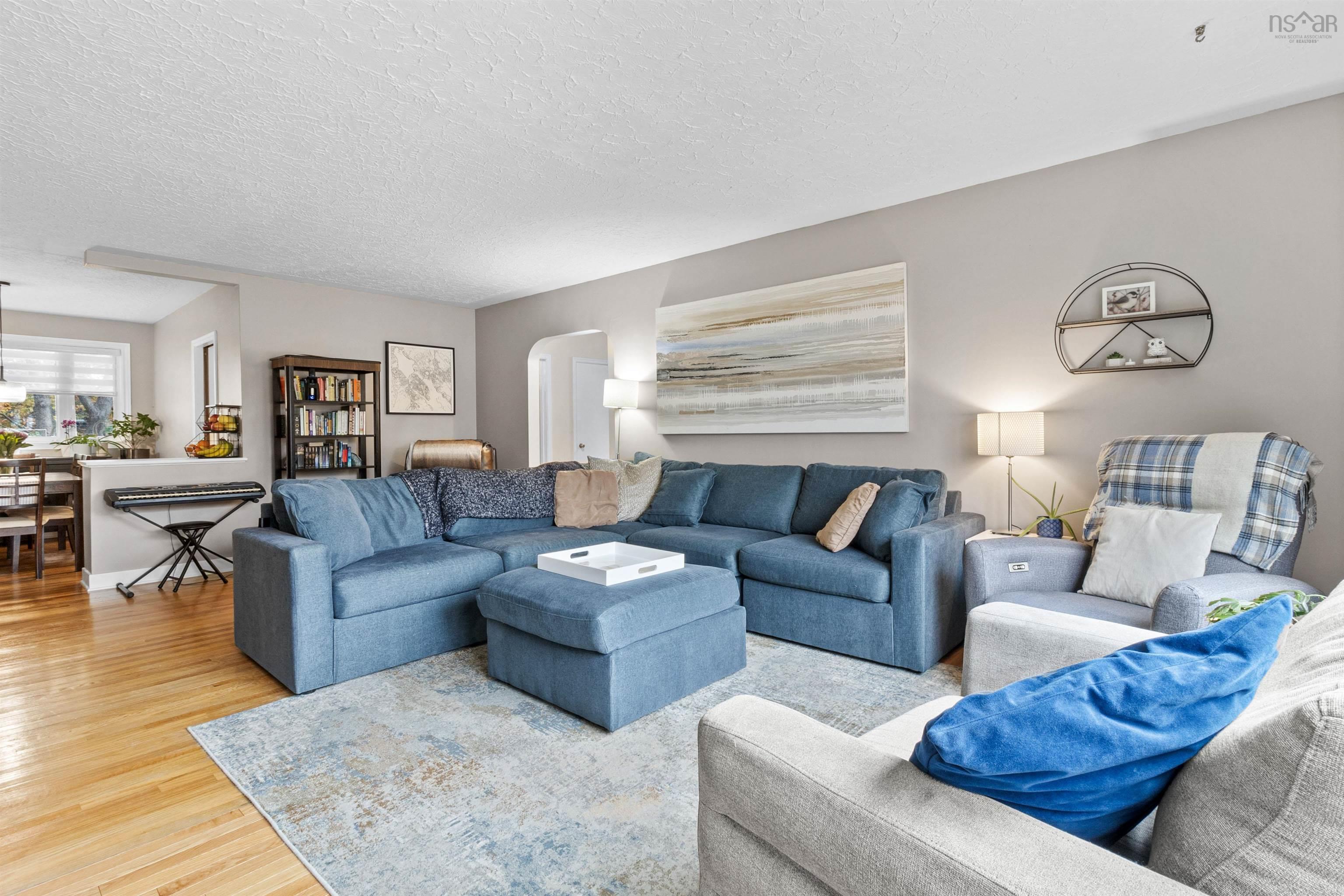 15 Laurier Street, Dartmouth, NS (MLS 202526391)