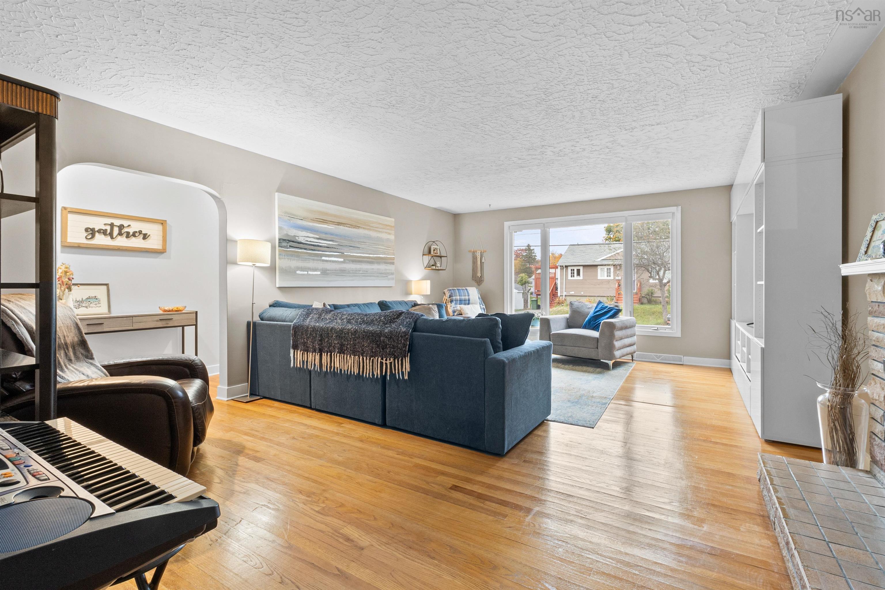 15 Laurier Street, Dartmouth, NS (MLS 202526391)