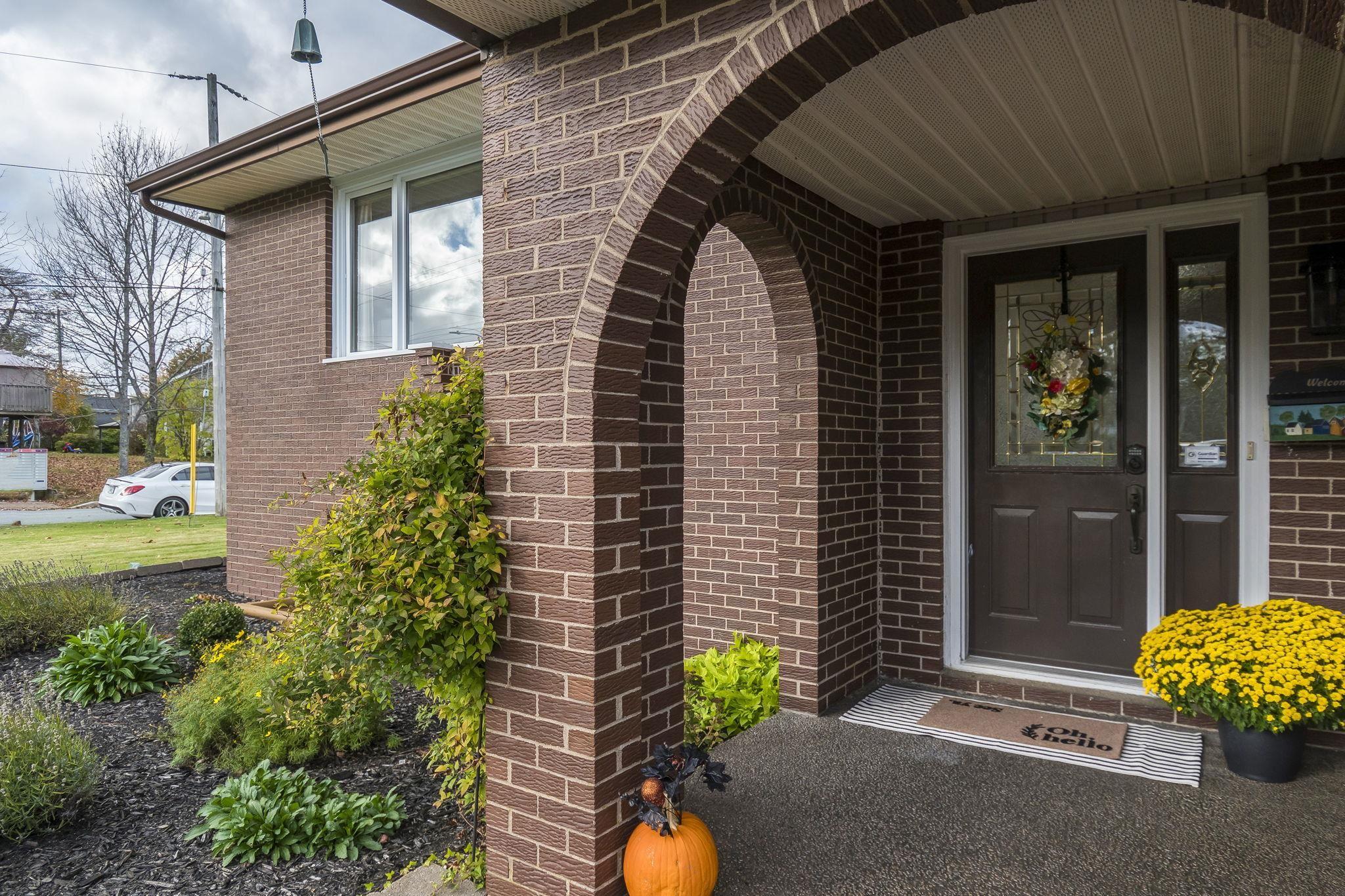 47 Hampton Green, Cole Harbour, NS (MLS 202526392)