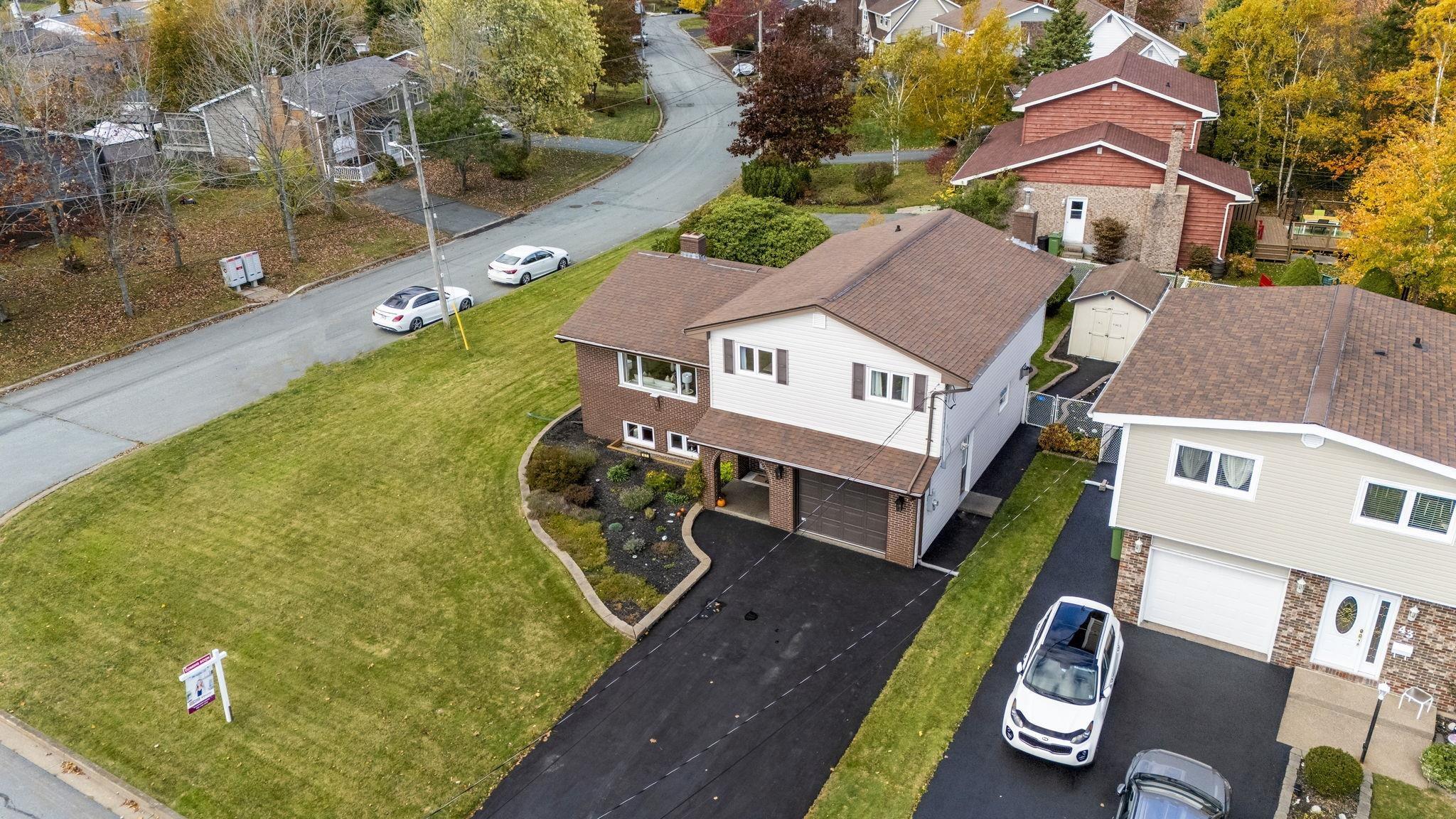 47 Hampton Green, Cole Harbour, NS (MLS 202526392)