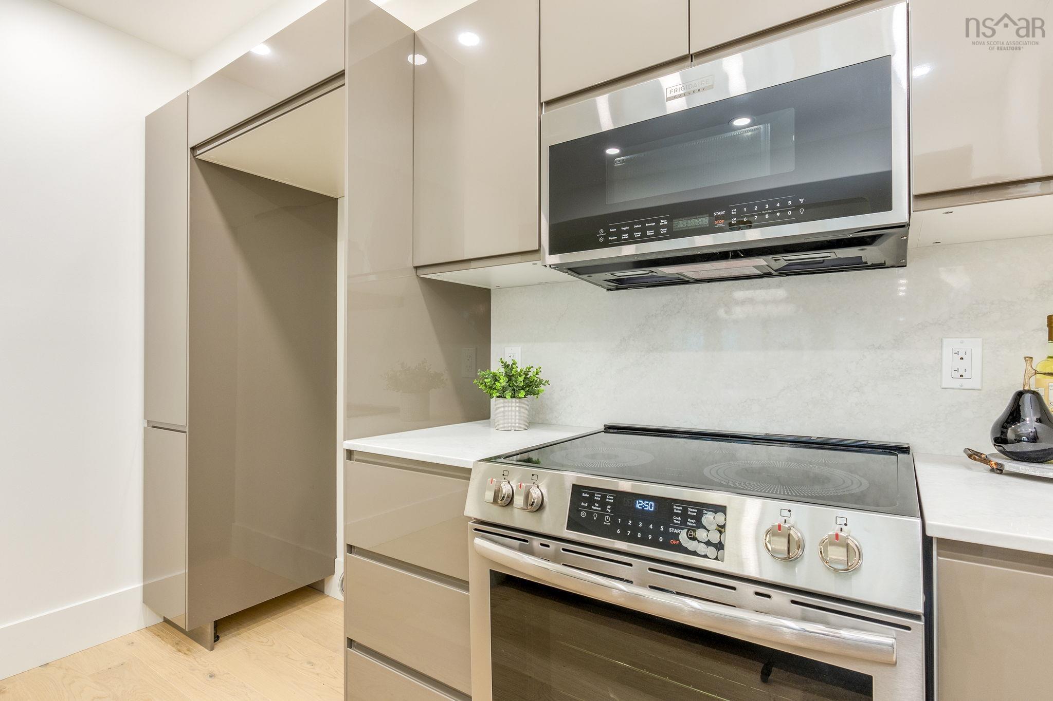 604 1540 Summer Street, Halifax, NS (MLS 202526411)