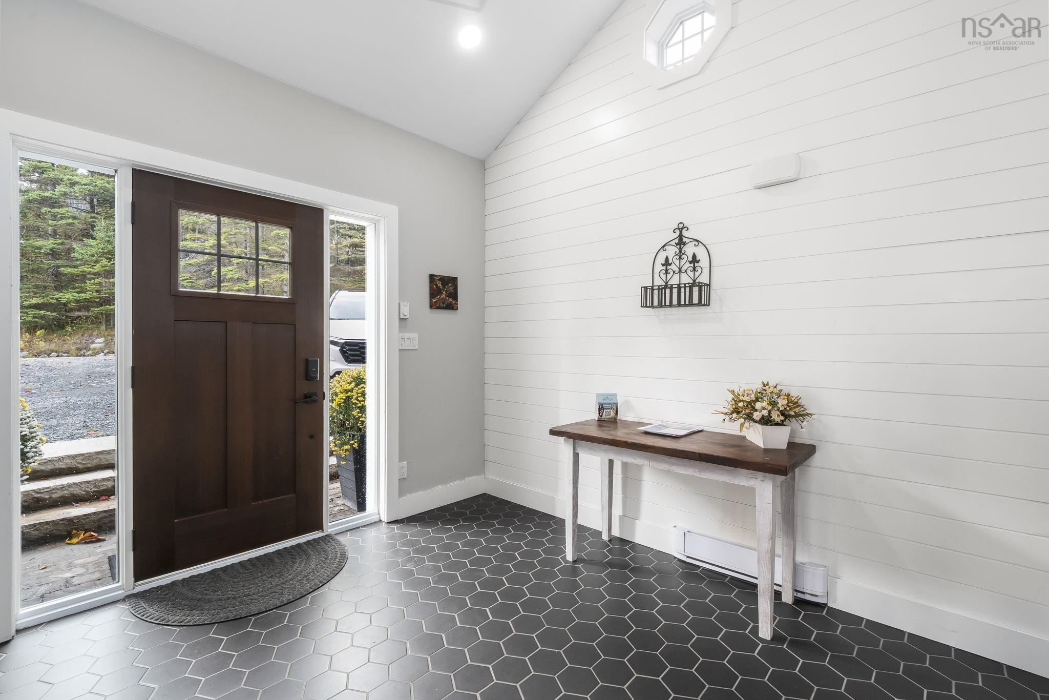 6566 St Margarets Bay Road, Head of St. Margarets Bay, NS (MLS 202526433)