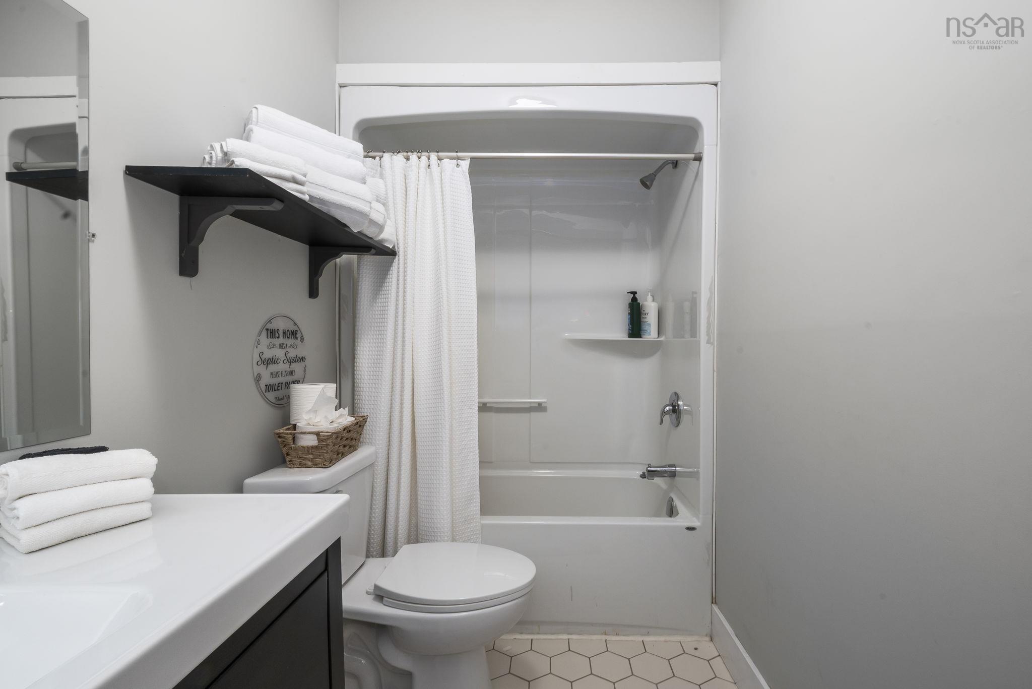 6566 St Margarets Bay Road, Head of St. Margarets Bay, NS (MLS 202526433)