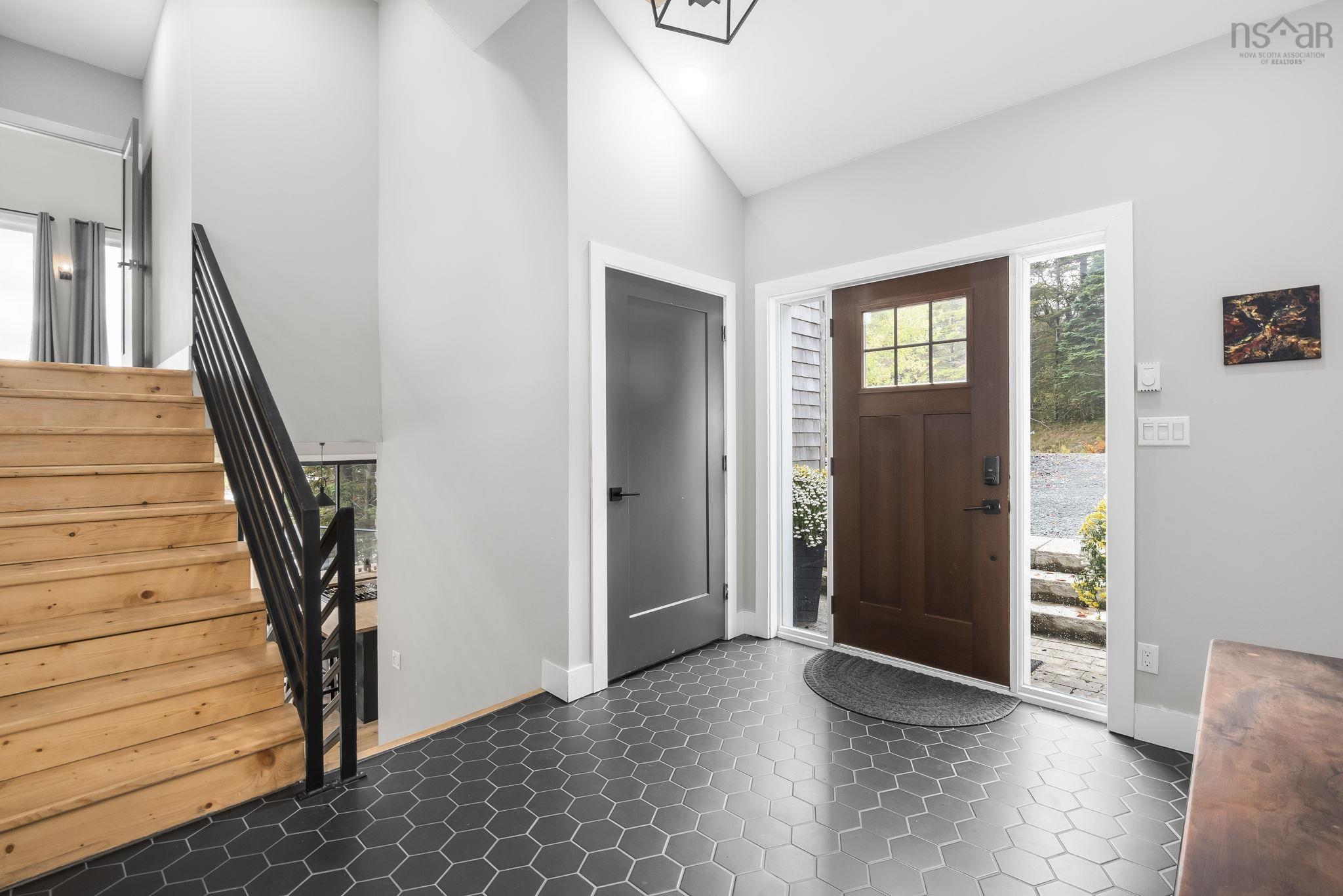 6566 St Margarets Bay Road, Head of St. Margarets Bay, NS (MLS 202526433)