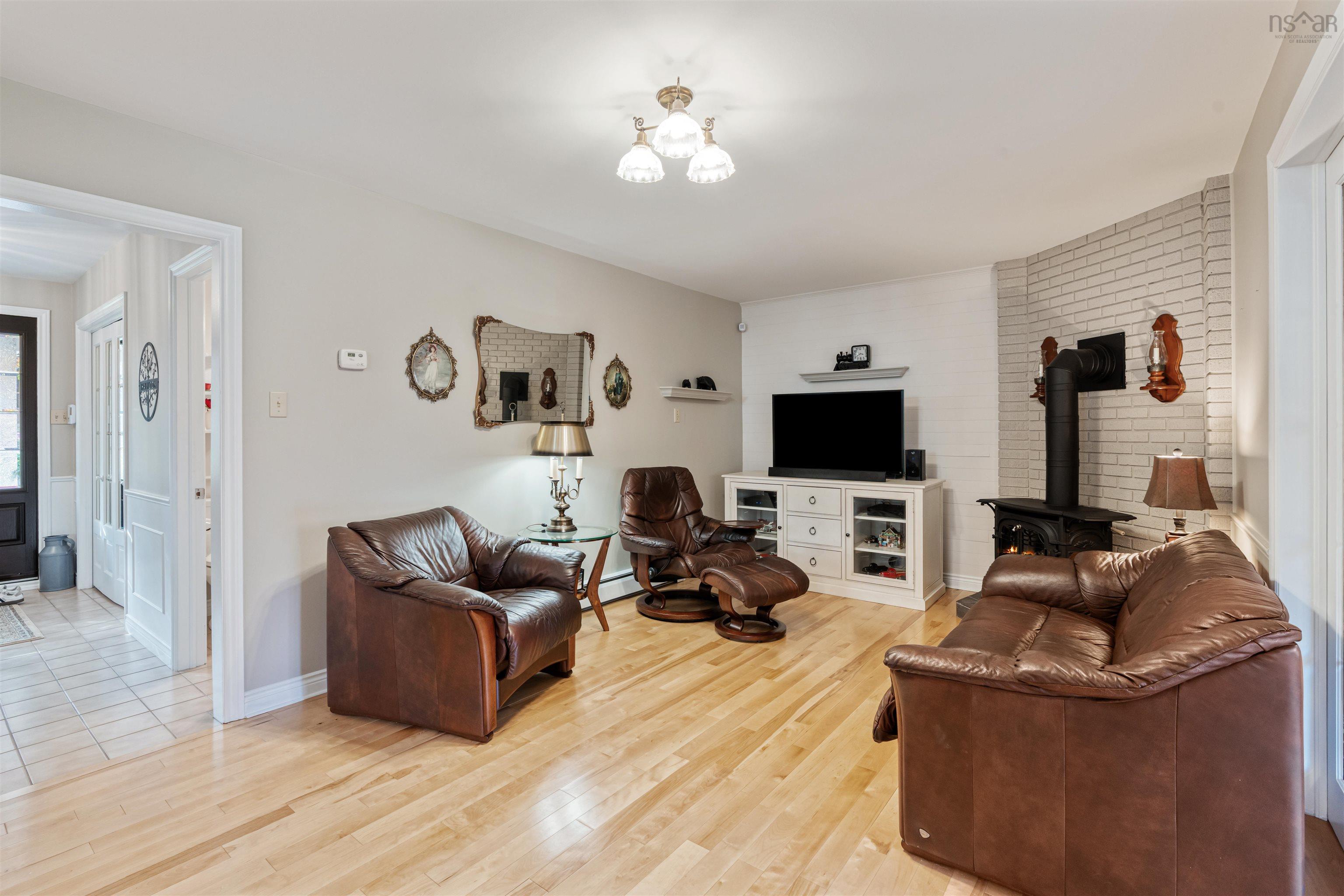 50 Spence Drive, Cole Harbour, NS (MLS 202526440)