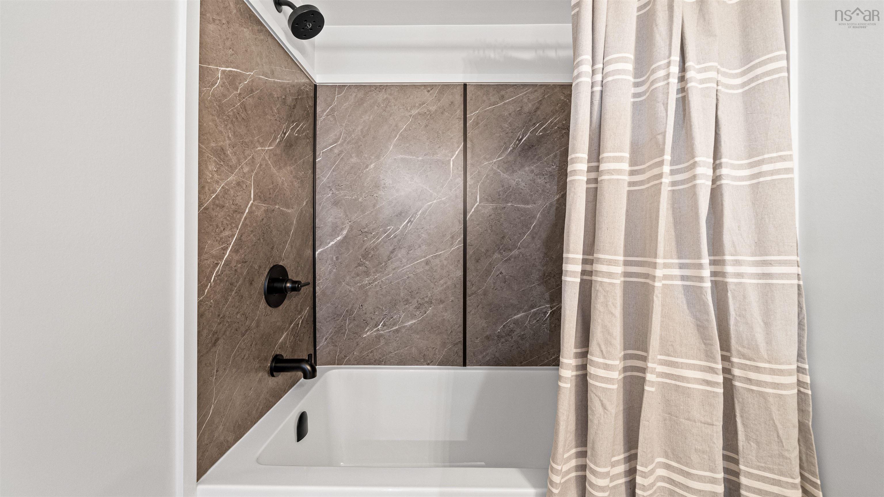 18 Earleton Avenue, Dartmouth, NS (MLS 202526467)